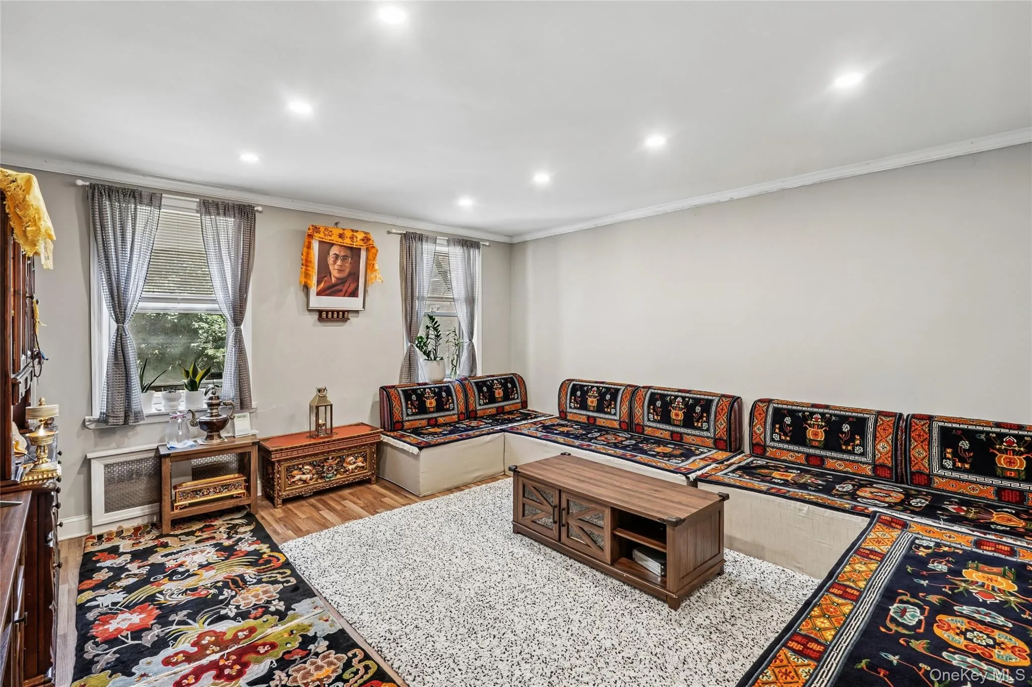 76-10 34th Avenue, New York, NY, 1 Bedroom Bedrooms, 3 Rooms Rooms,1 BathroomBathrooms,Residential,For Rent,34th,0,KEY1005003 76-10 34th Avenue, New York, NY, 1 Bedroom Bedrooms, 3 Rooms Rooms,1 BathroomBathrooms,Residential,For Rent,34th,0,KEY1005003