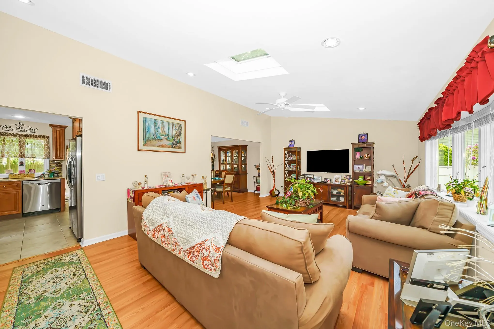 20 Amherst Street, Islip, NY, 2 Bedrooms Bedrooms, 7 Rooms Rooms,2 BathroomsBathrooms,Residential,For Rent,Amherst,0,1005005 20 Amherst Street, Islip, NY, 2 Bedrooms Bedrooms, 7 Rooms Rooms,2 BathroomsBathrooms,Residential,For Rent,Amherst,0,1005005
