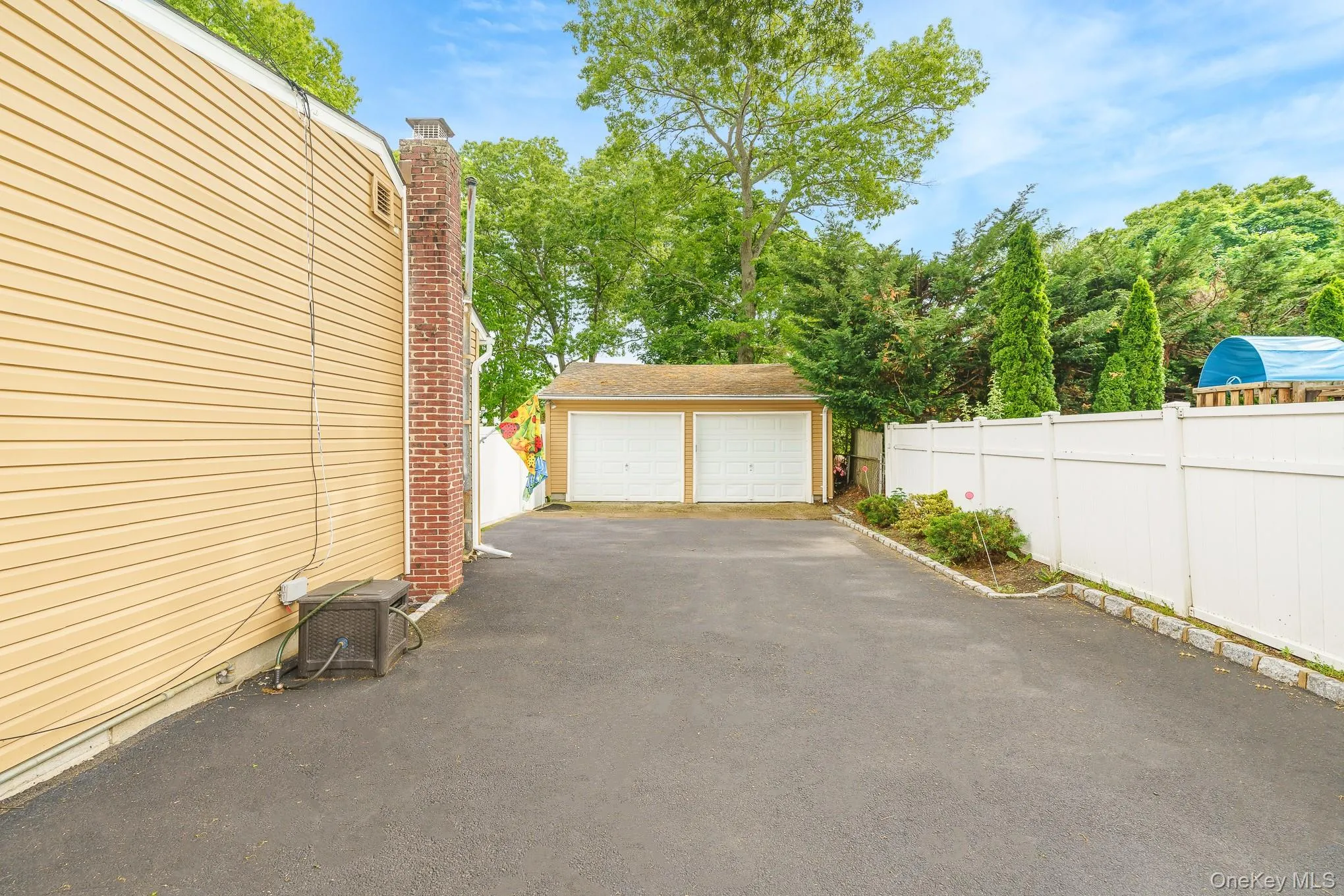 20 Amherst Street, Islip, NY, 2 Bedrooms Bedrooms, 7 Rooms Rooms,2 BathroomsBathrooms,Residential,For Rent,Amherst,0,1005005 20 Amherst Street, Islip, NY, 2 Bedrooms Bedrooms, 7 Rooms Rooms,2 BathroomsBathrooms,Residential,For Rent,Amherst,0,1005005