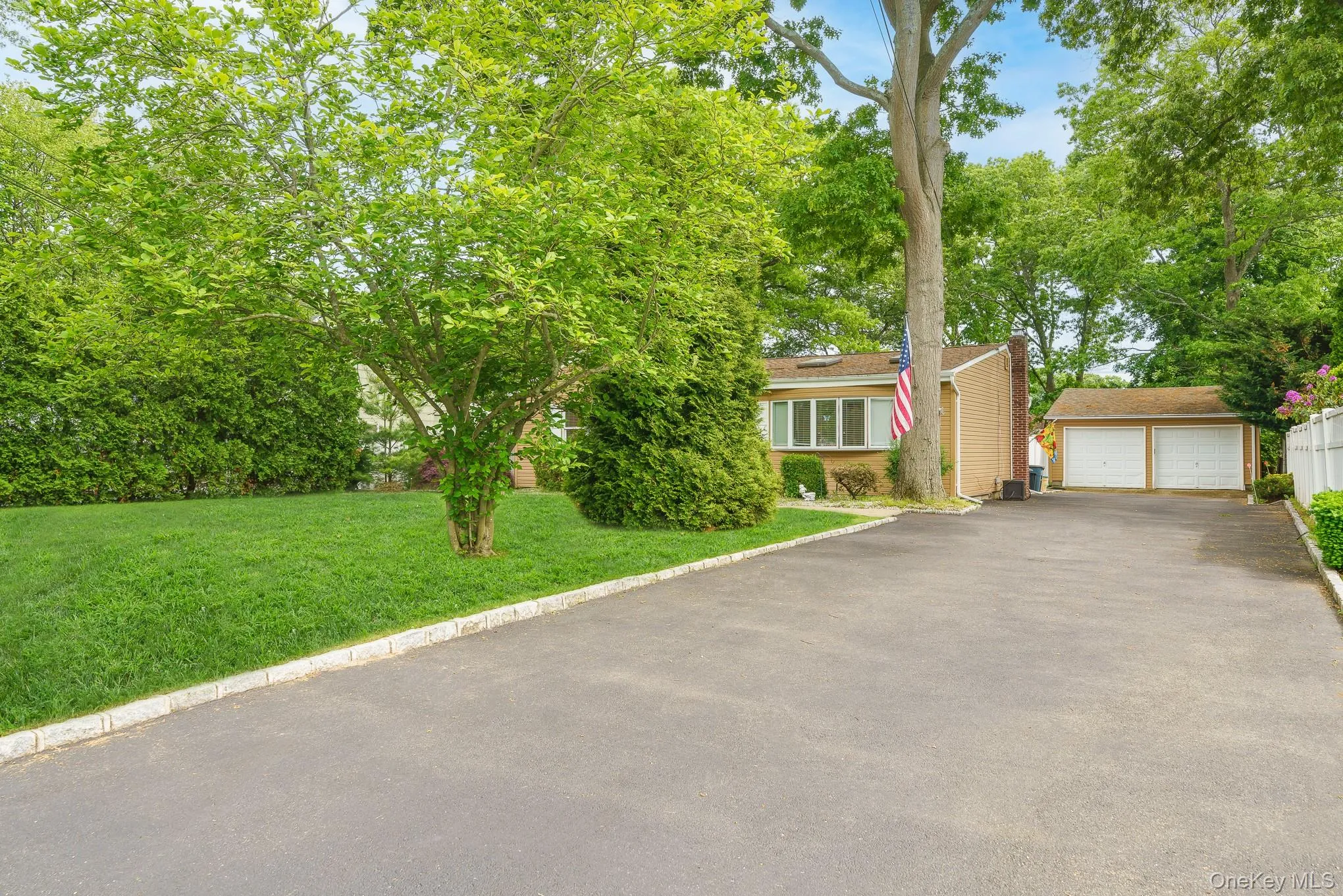 20 Amherst Street, Islip, NY, 2 Bedrooms Bedrooms, 7 Rooms Rooms,2 BathroomsBathrooms,Residential,For Rent,Amherst,0,1005005 20 Amherst Street, Islip, NY, 2 Bedrooms Bedrooms, 7 Rooms Rooms,2 BathroomsBathrooms,Residential,For Rent,Amherst,0,1005005