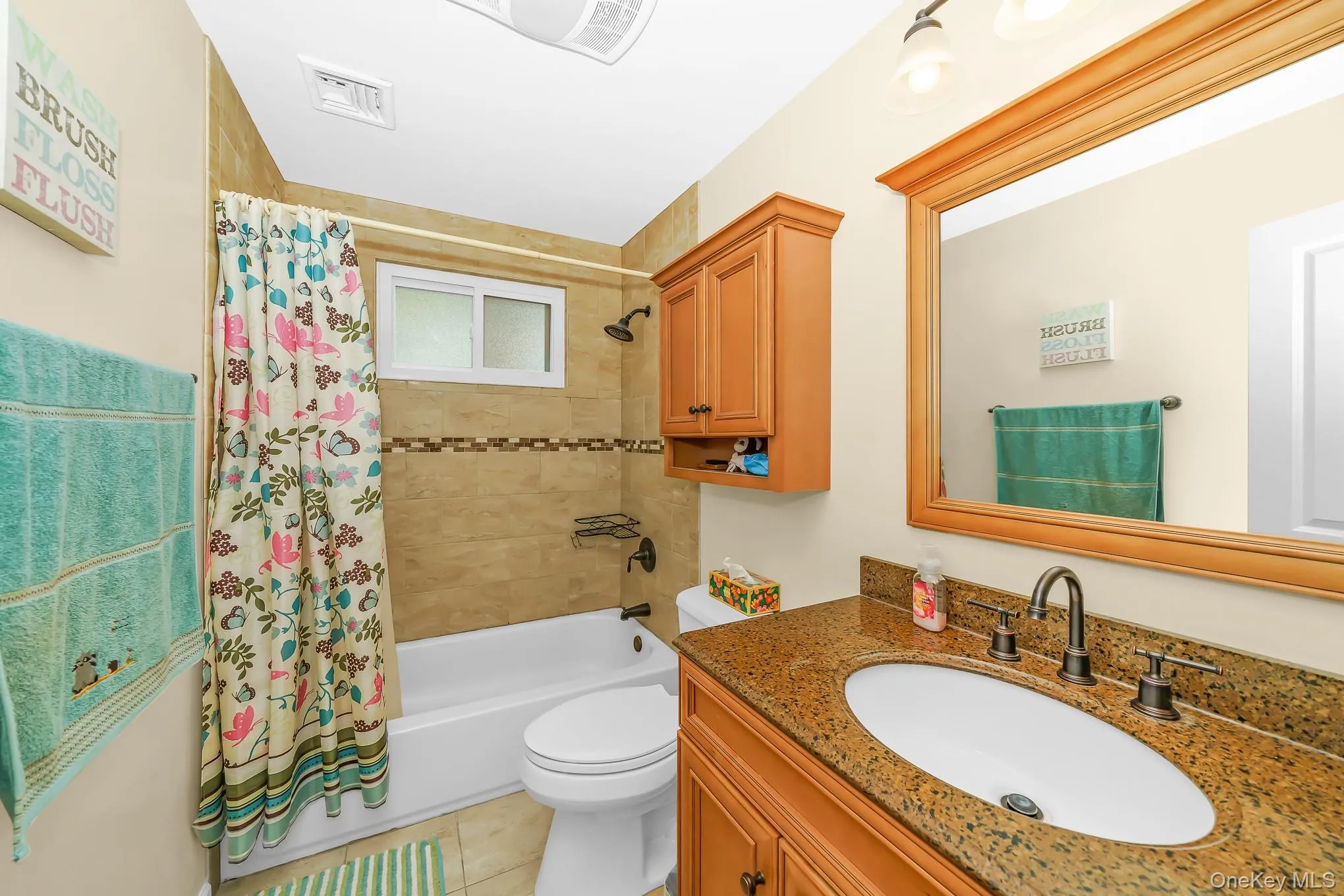 20 Amherst Street, Islip, NY, 2 Bedrooms Bedrooms, 7 Rooms Rooms,2 BathroomsBathrooms,Residential,For Rent,Amherst,0,1005005 20 Amherst Street, Islip, NY, 2 Bedrooms Bedrooms, 7 Rooms Rooms,2 BathroomsBathrooms,Residential,For Rent,Amherst,0,1005005