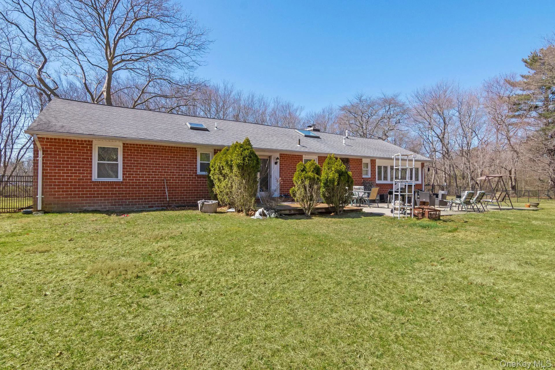 43 Harrison Avenue, Islip, NY, 4 Bedrooms Bedrooms, 7 Rooms Rooms,2 BathroomsBathrooms,Residential,For Rent,Harrison,0,1005008 43 Harrison Avenue, Islip, NY, 4 Bedrooms Bedrooms, 7 Rooms Rooms,2 BathroomsBathrooms,Residential,For Rent,Harrison,0,1005008