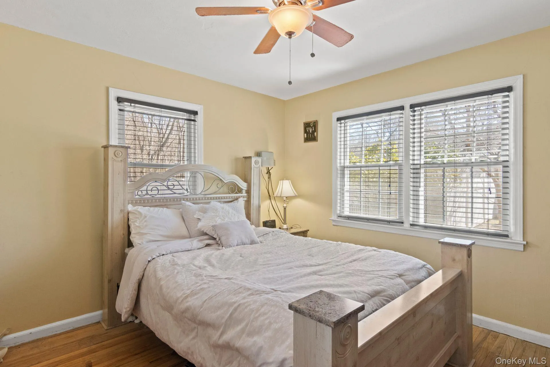 43 Harrison Avenue, Islip, NY, 4 Bedrooms Bedrooms, 7 Rooms Rooms,2 BathroomsBathrooms,Residential,For Rent,Harrison,0,1005008 43 Harrison Avenue, Islip, NY, 4 Bedrooms Bedrooms, 7 Rooms Rooms,2 BathroomsBathrooms,Residential,For Rent,Harrison,0,1005008