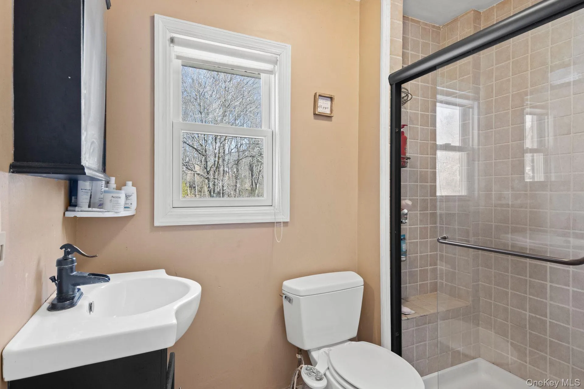43 Harrison Avenue, Islip, NY, 4 Bedrooms Bedrooms, 7 Rooms Rooms,2 BathroomsBathrooms,Residential,For Rent,Harrison,0,1005008 43 Harrison Avenue, Islip, NY, 4 Bedrooms Bedrooms, 7 Rooms Rooms,2 BathroomsBathrooms,Residential,For Rent,Harrison,0,1005008