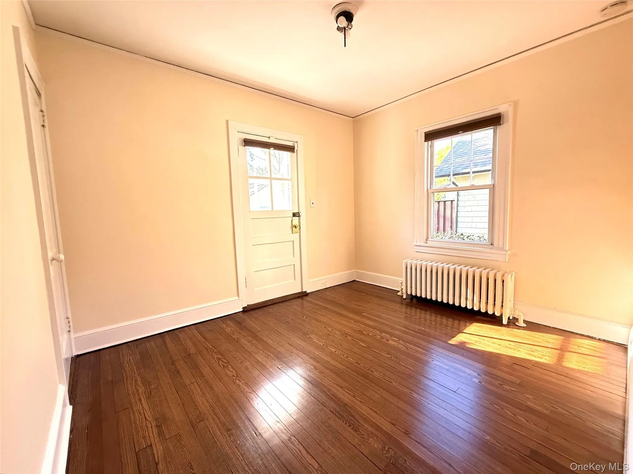 38 Sammis Street, Huntington, NY, 3 Bedrooms Bedrooms, 7 Rooms Rooms,2 BathroomsBathrooms,Residential Lease,For Rent,Sammis,0,1005009 38 Sammis Street, Huntington, NY, 3 Bedrooms Bedrooms, 7 Rooms Rooms,2 BathroomsBathrooms,Residential Lease,For Rent,Sammis,0,1005009