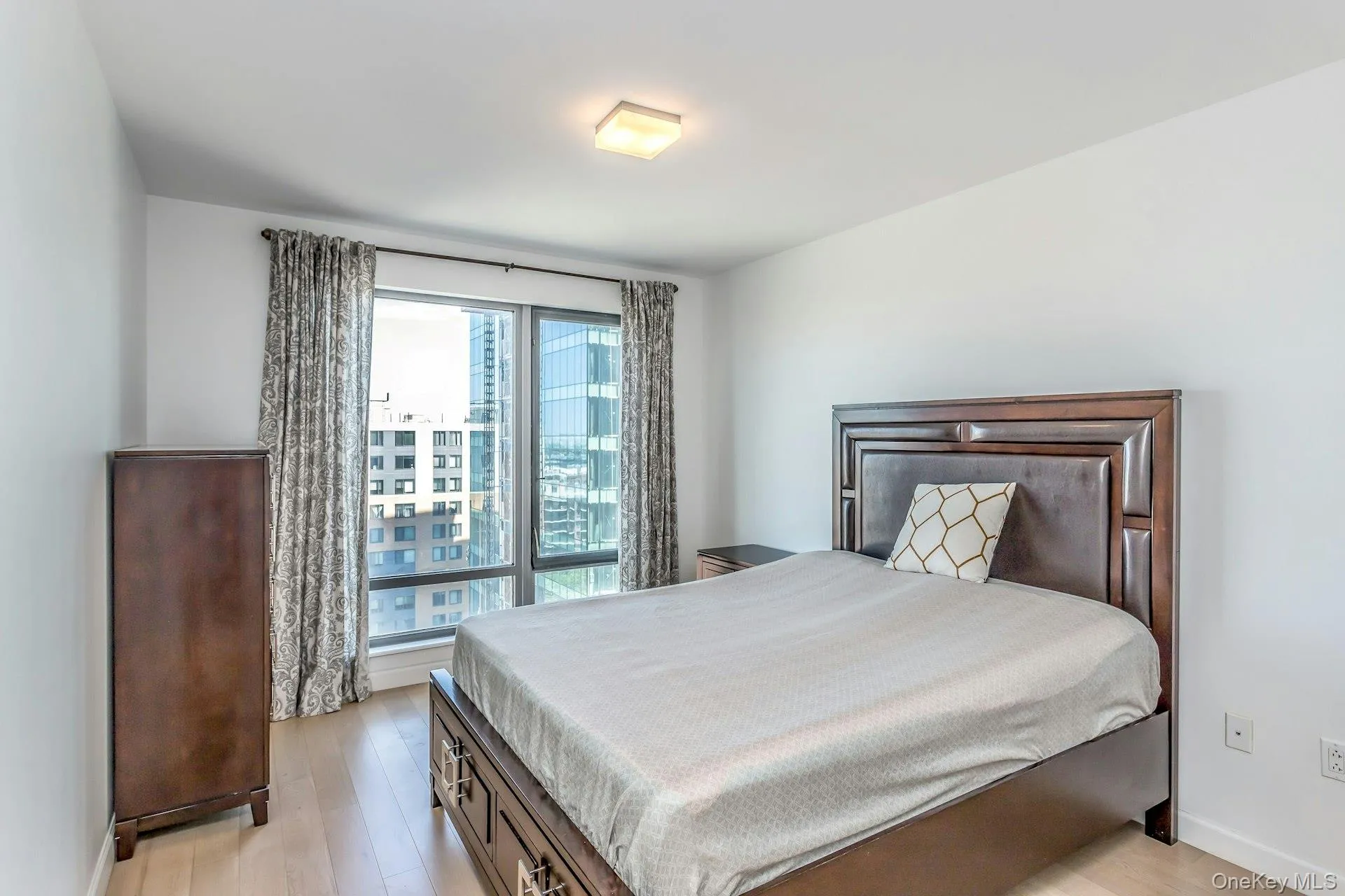 138-35 39th Avenue, New York, NY, 2 Bedrooms Bedrooms, 5 Rooms Rooms,2 BathroomsBathrooms,Residential,For Rent,39th,0,1005010 138-35 39th Avenue, New York, NY, 2 Bedrooms Bedrooms, 5 Rooms Rooms,2 BathroomsBathrooms,Residential,For Rent,39th,0,1005010