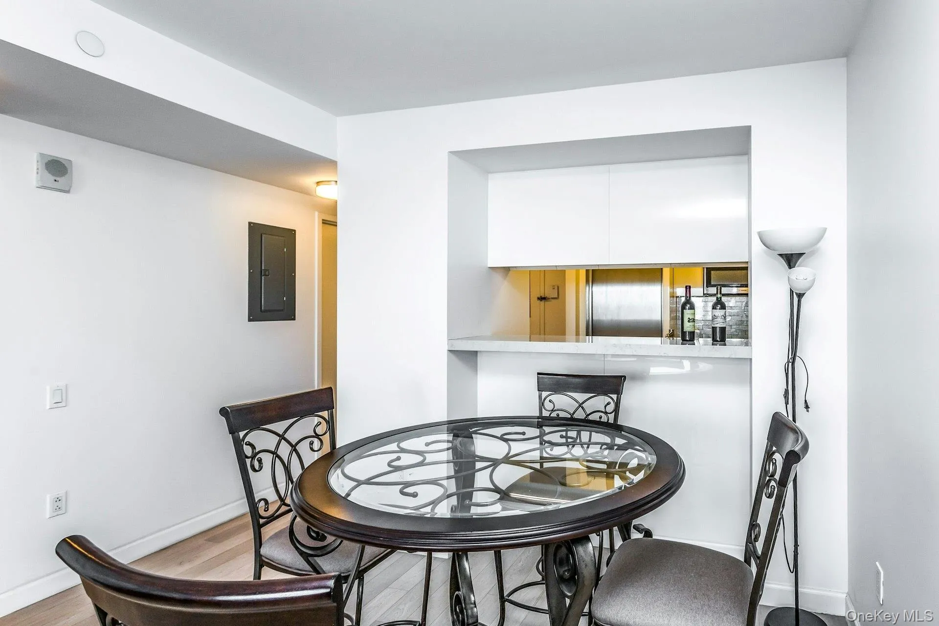 138-35 39th Avenue, New York, NY, 2 Bedrooms Bedrooms, 5 Rooms Rooms,2 BathroomsBathrooms,Residential,For Rent,39th,0,1005010 138-35 39th Avenue, New York, NY, 2 Bedrooms Bedrooms, 5 Rooms Rooms,2 BathroomsBathrooms,Residential,For Rent,39th,0,1005010