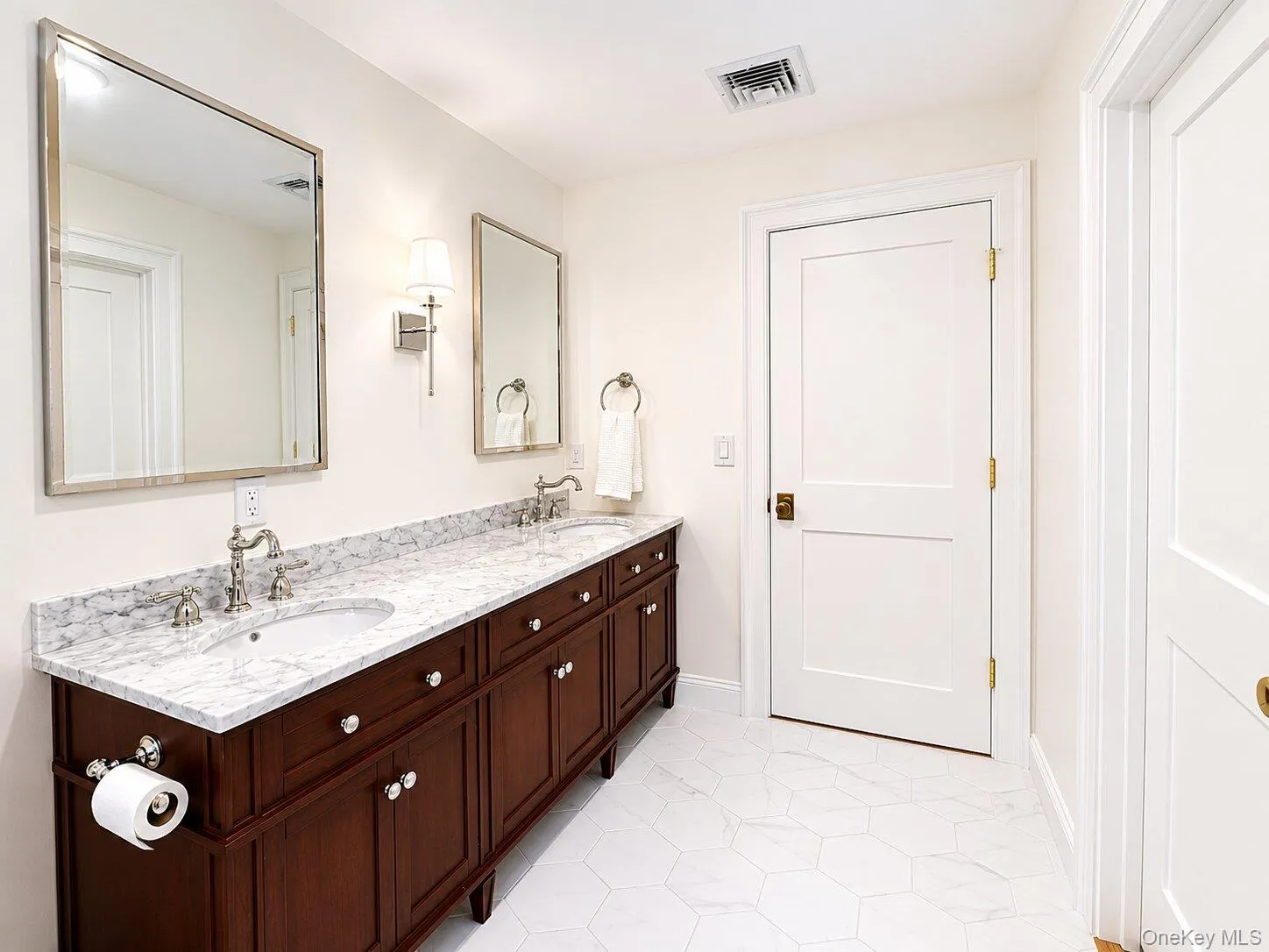 11 1st Street, Brookhaven, NY, 3 Bedrooms Bedrooms, 7 Rooms Rooms,3 BathroomsBathrooms,Residential Lease,For Rent,1st,0,1005014 11 1st Street, Brookhaven, NY, 3 Bedrooms Bedrooms, 7 Rooms Rooms,3 BathroomsBathrooms,Residential Lease,For Rent,1st,0,1005014