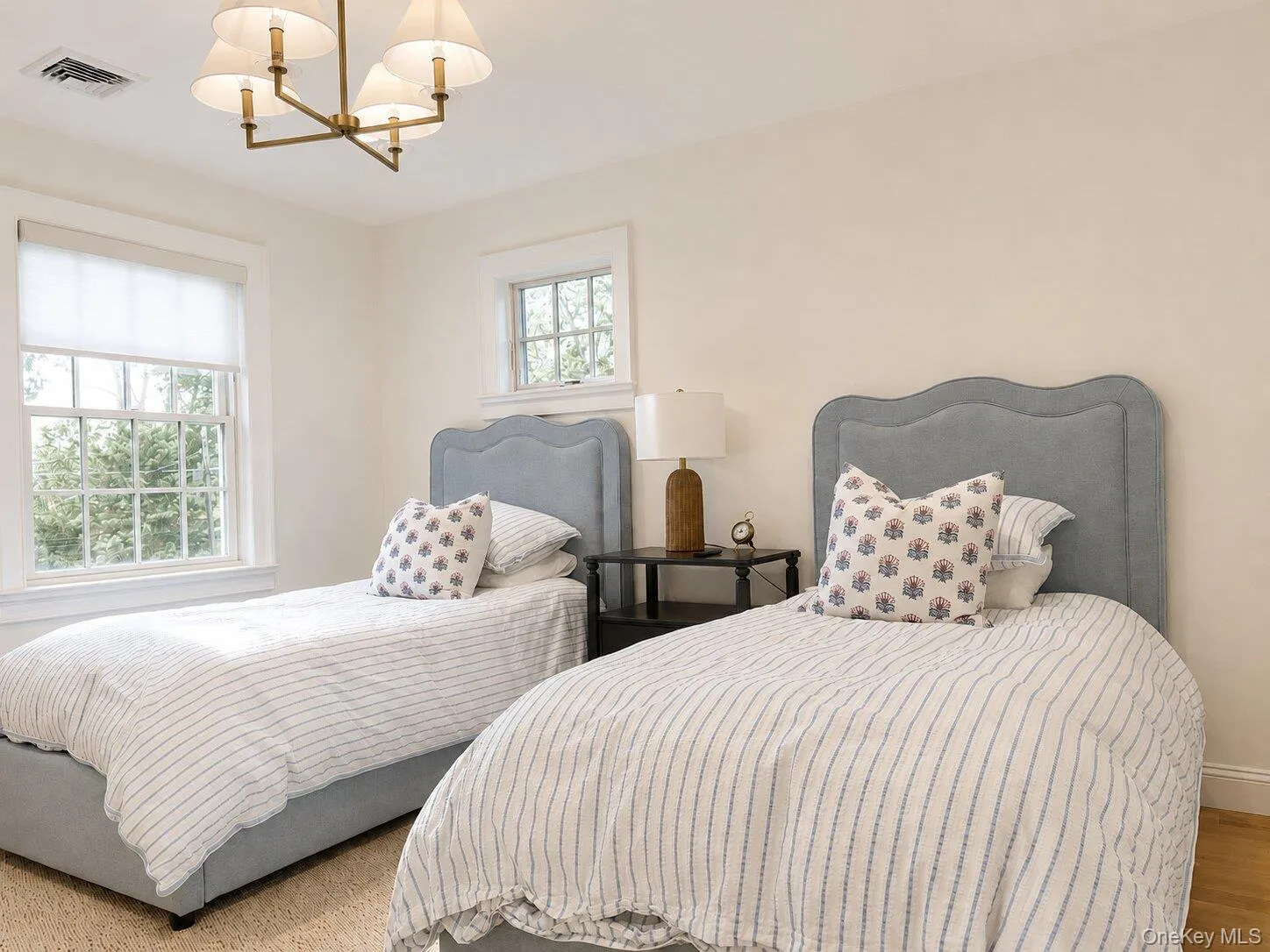 11 1st Street, Brookhaven, NY, 3 Bedrooms Bedrooms, 7 Rooms Rooms,3 BathroomsBathrooms,Residential Lease,For Rent,1st,0,1005014 11 1st Street, Brookhaven, NY, 3 Bedrooms Bedrooms, 7 Rooms Rooms,3 BathroomsBathrooms,Residential Lease,For Rent,1st,0,1005014