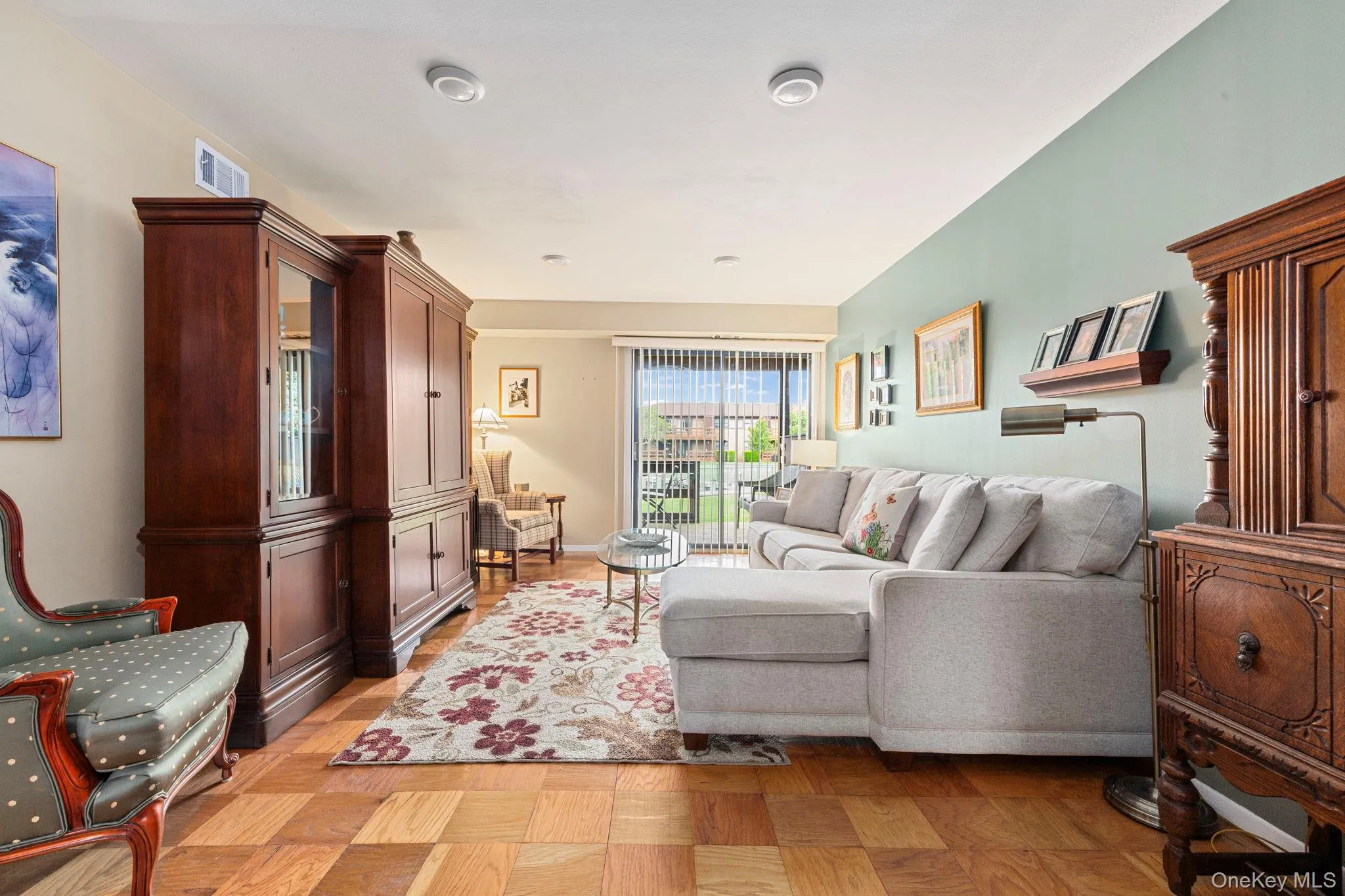 248 Mariners Way, Babylon, NY, 1 Bedroom Bedrooms, 4 Rooms Rooms,1 BathroomBathrooms,Residential,For Rent,Mariners,0,1005025 248 Mariners Way, Babylon, NY, 1 Bedroom Bedrooms, 4 Rooms Rooms,1 BathroomBathrooms,Residential,For Rent,Mariners,0,1005025