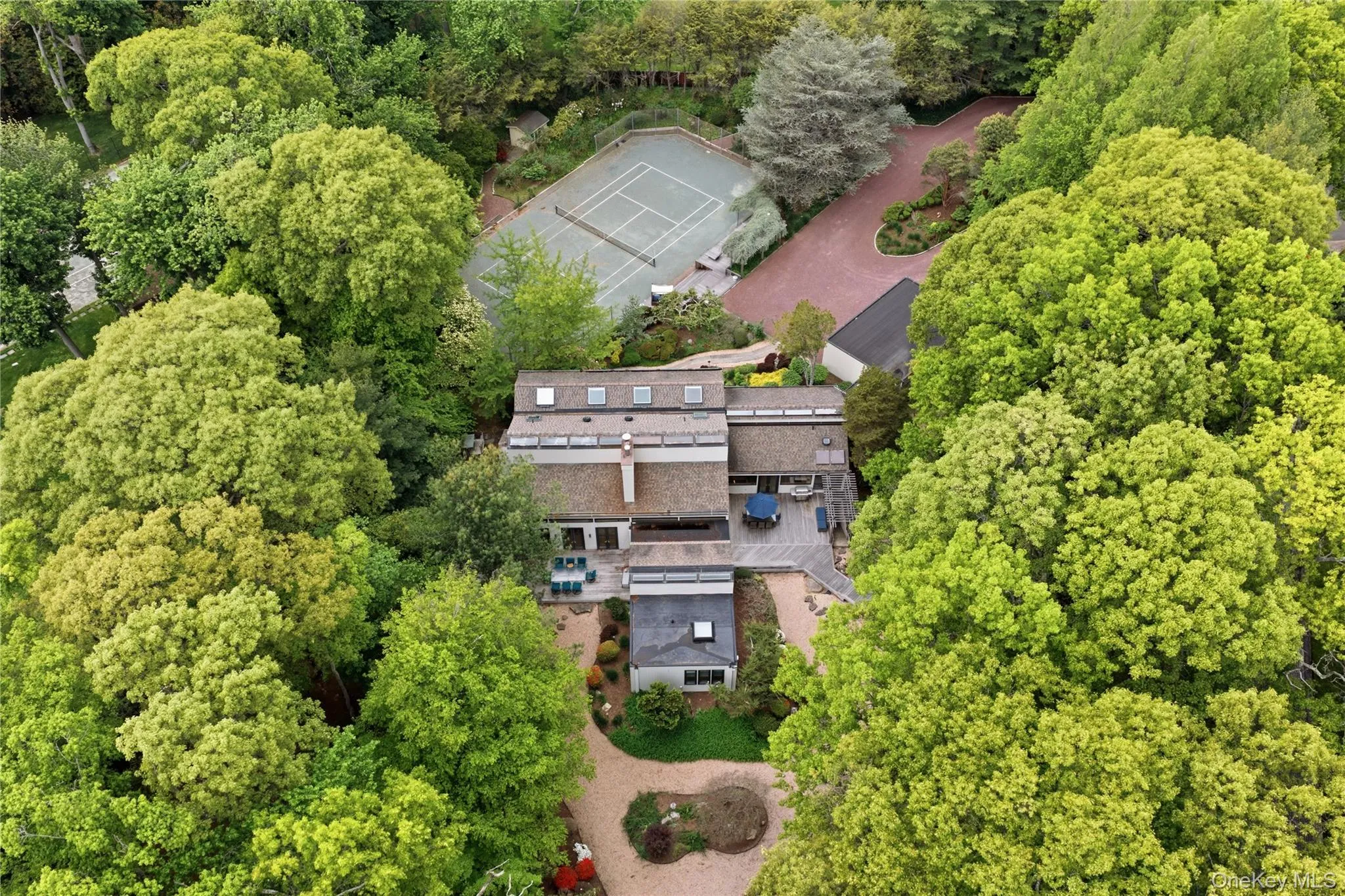 6 Deepwood Court, Oyster Bay, NY, 5 Bedrooms Bedrooms, 12 Rooms Rooms,4 BathroomsBathrooms,Residential,For Rent,Deepwood,0,KEY1005030 6 Deepwood Court, Oyster Bay, NY, 5 Bedrooms Bedrooms, 12 Rooms Rooms,4 BathroomsBathrooms,Residential,For Rent,Deepwood,0,KEY1005030