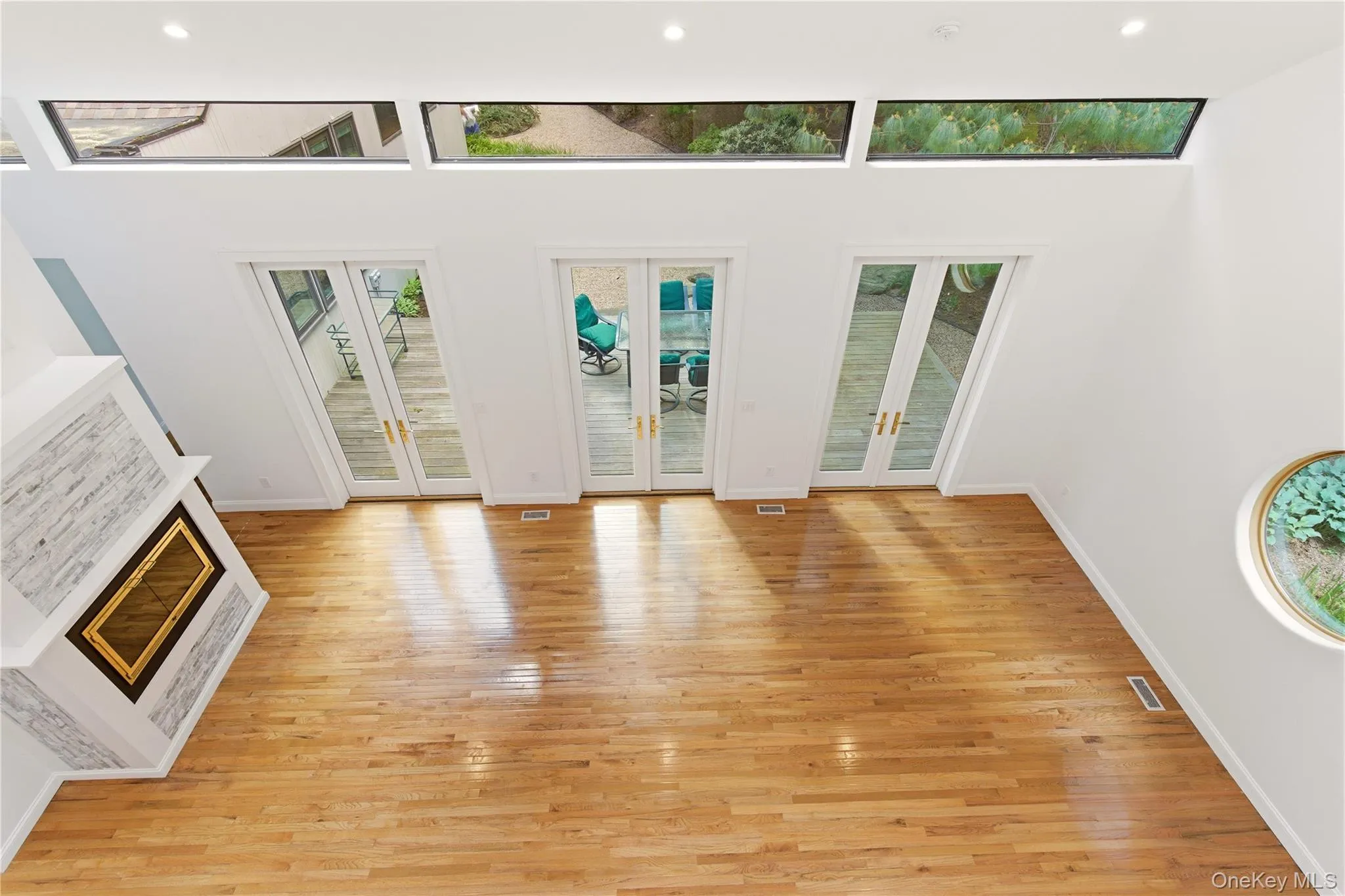 6 Deepwood Court, Oyster Bay, NY, 5 Bedrooms Bedrooms, 12 Rooms Rooms,4 BathroomsBathrooms,Residential,For Rent,Deepwood,0,KEY1005030 6 Deepwood Court, Oyster Bay, NY, 5 Bedrooms Bedrooms, 12 Rooms Rooms,4 BathroomsBathrooms,Residential,For Rent,Deepwood,0,KEY1005030