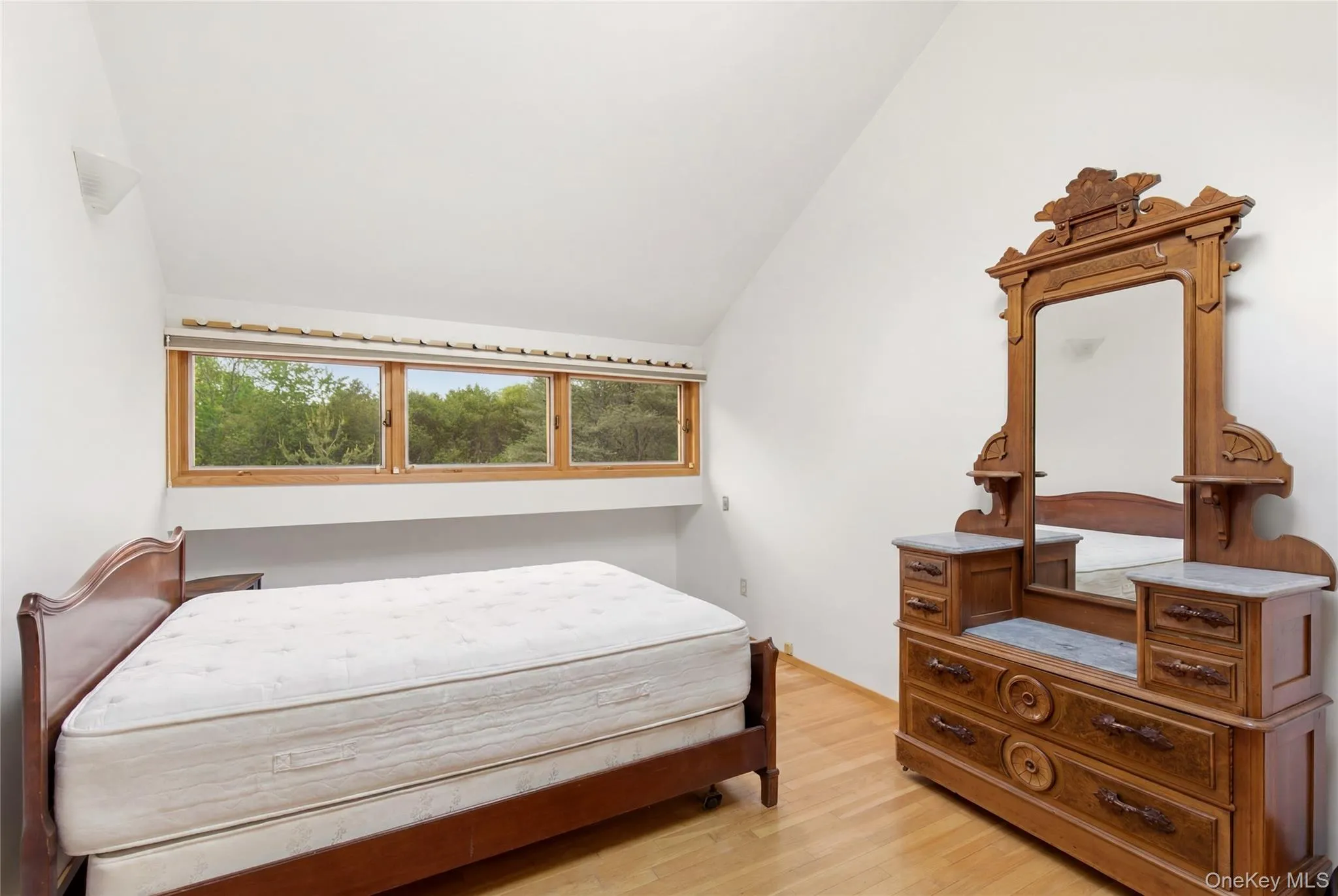 6 Deepwood Court, Oyster Bay, NY, 5 Bedrooms Bedrooms, 12 Rooms Rooms,4 BathroomsBathrooms,Residential,For Rent,Deepwood,0,1005030 6 Deepwood Court, Oyster Bay, NY, 5 Bedrooms Bedrooms, 12 Rooms Rooms,4 BathroomsBathrooms,Residential,For Rent,Deepwood,0,1005030
