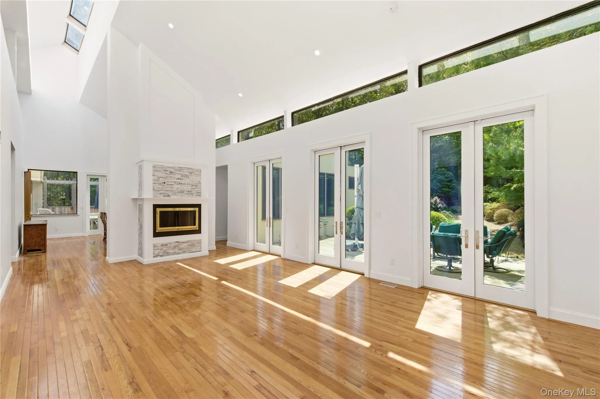 6 Deepwood Court, Oyster Bay, NY, 5 Bedrooms Bedrooms, 12 Rooms Rooms,4 BathroomsBathrooms,Residential,For Rent,Deepwood,0,KEY1005030 6 Deepwood Court, Oyster Bay, NY, 5 Bedrooms Bedrooms, 12 Rooms Rooms,4 BathroomsBathrooms,Residential,For Rent,Deepwood,0,KEY1005030