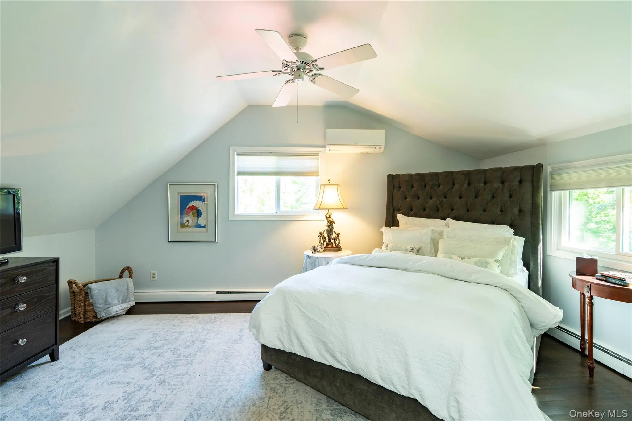 2nd Floor Primary Bedroom with Vaulted Ceiling 2nd Floor Primary Bedroom with Vaulted Ceiling