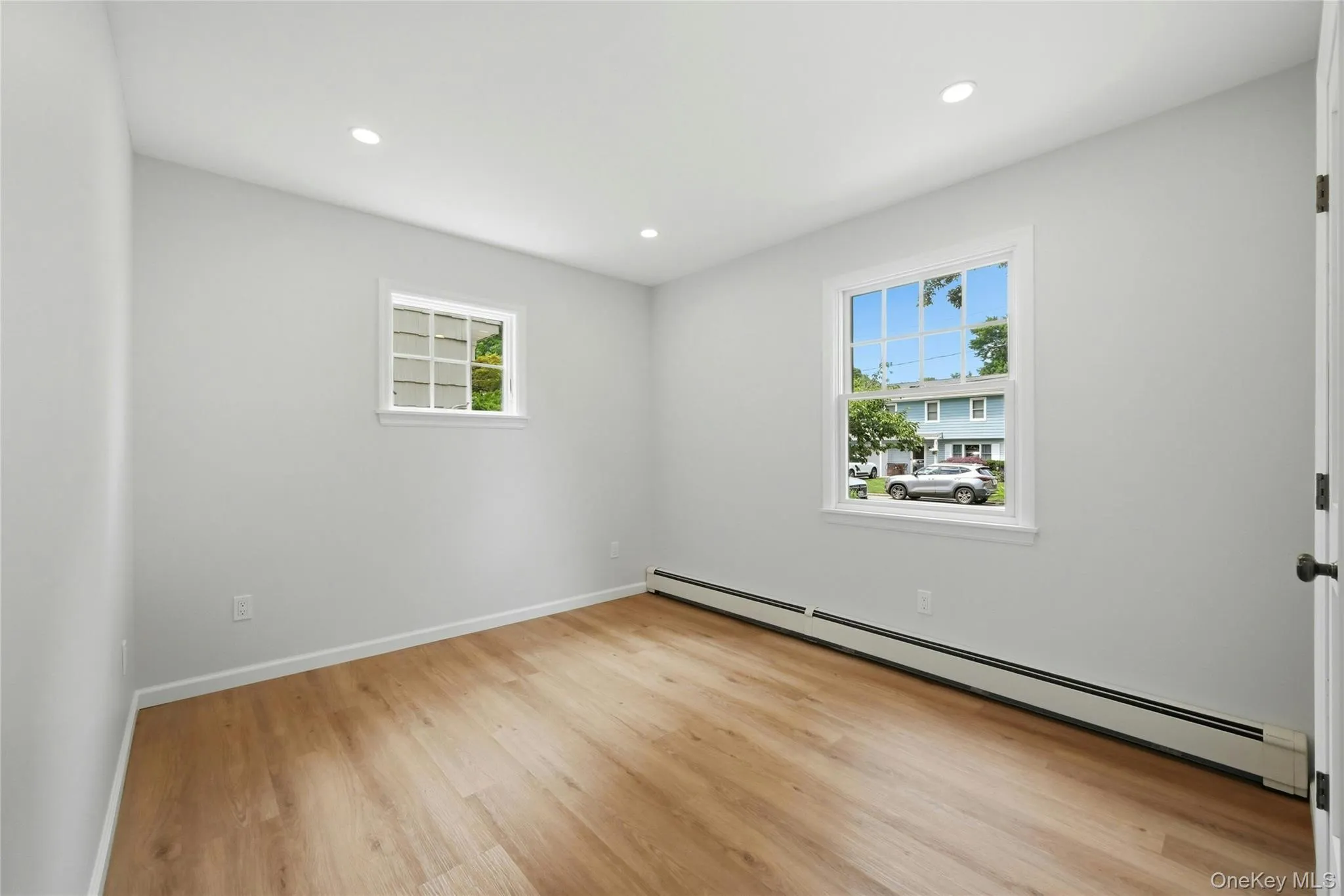 192 Iceland Drive, Huntington, NY, 2 Bedrooms Bedrooms, 5 Rooms Rooms,1 BathroomBathrooms,Residential,For Rent,Iceland,0,1005032 192 Iceland Drive, Huntington, NY, 2 Bedrooms Bedrooms, 5 Rooms Rooms,1 BathroomBathrooms,Residential,For Rent,Iceland,0,1005032