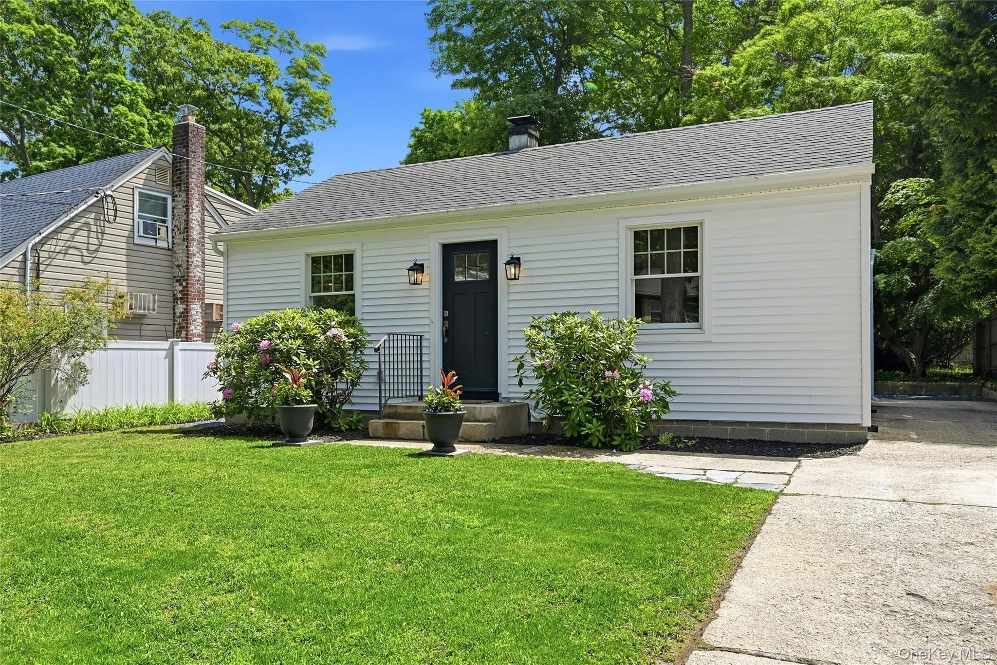 192 Iceland Drive, Huntington, NY, 2 Bedrooms Bedrooms, 5 Rooms Rooms,1 BathroomBathrooms,Residential,For Rent,Iceland,0,1005032 192 Iceland Drive, Huntington, NY, 2 Bedrooms Bedrooms, 5 Rooms Rooms,1 BathroomBathrooms,Residential,For Rent,Iceland,0,1005032