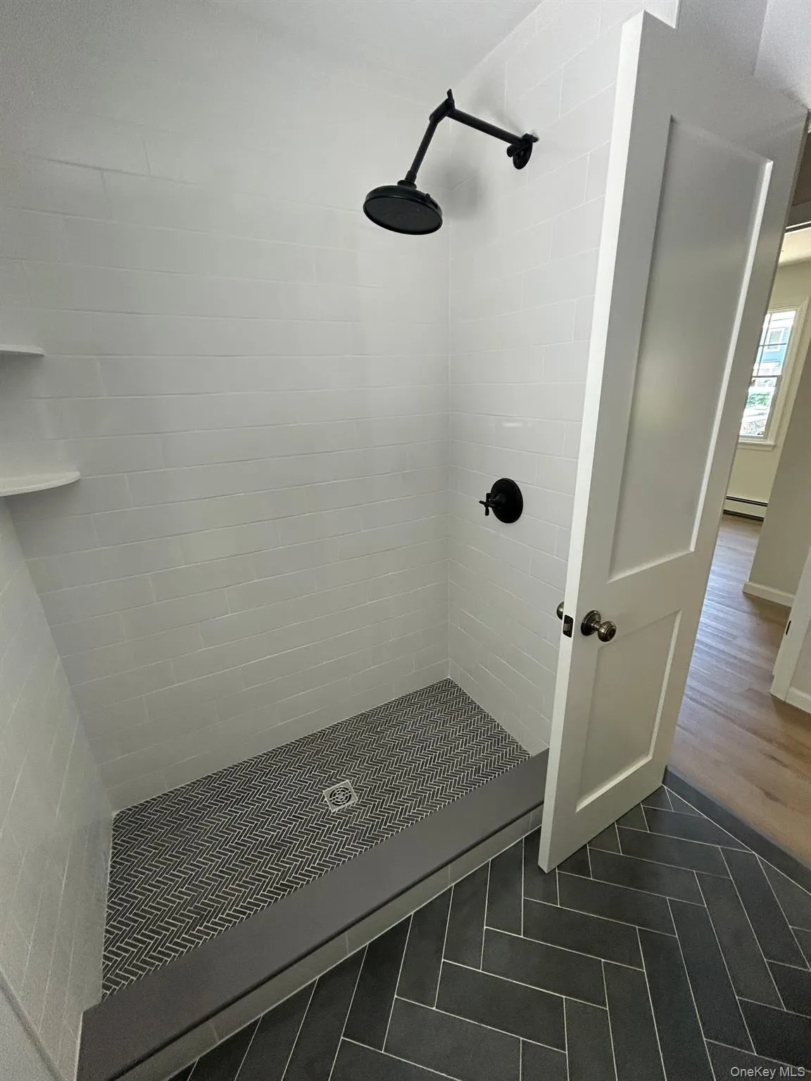 192 Iceland Drive, Huntington, NY, 2 Bedrooms Bedrooms, 5 Rooms Rooms,1 BathroomBathrooms,Residential,For Rent,Iceland,0,1005032 192 Iceland Drive, Huntington, NY, 2 Bedrooms Bedrooms, 5 Rooms Rooms,1 BathroomBathrooms,Residential,For Rent,Iceland,0,1005032
