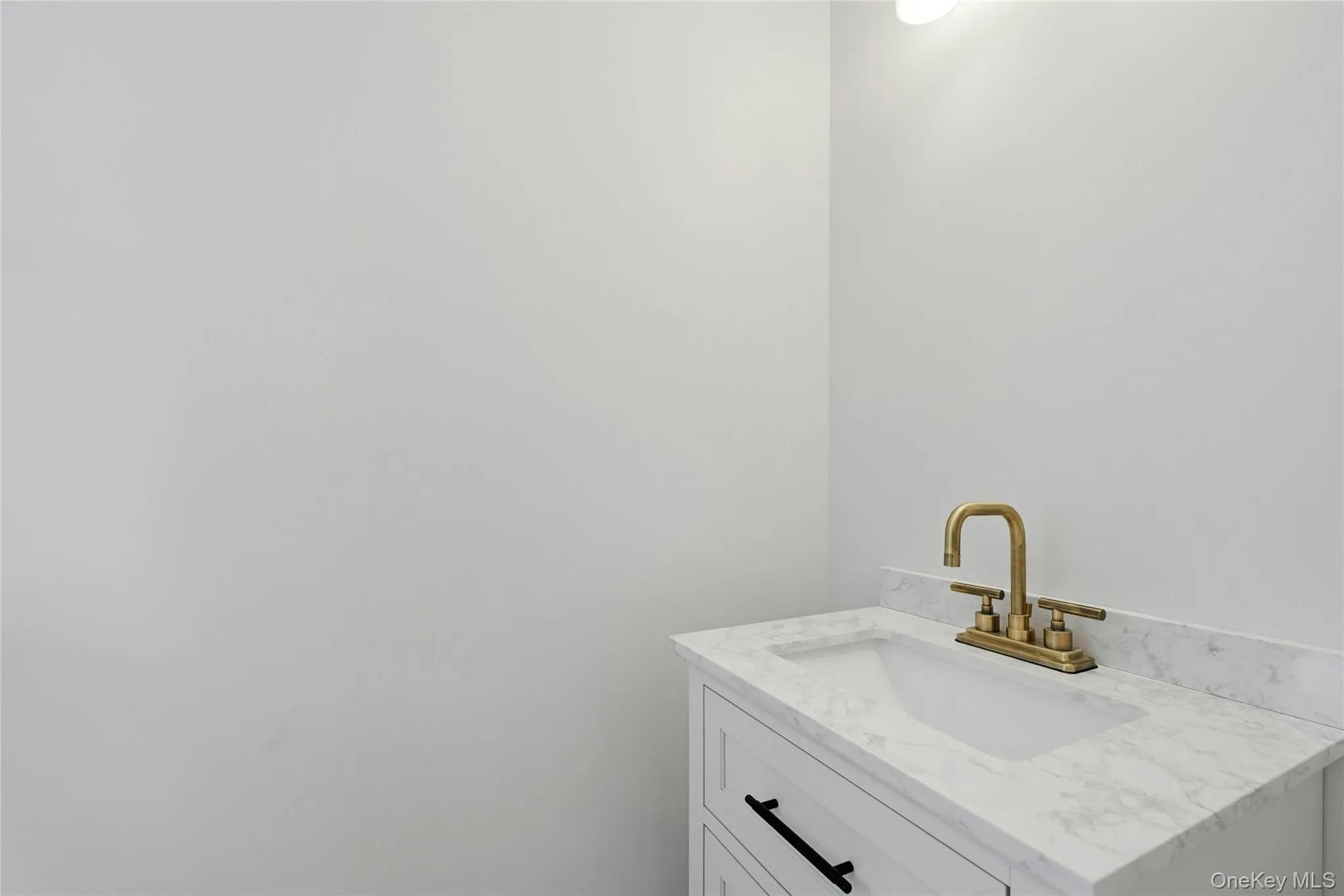 192 Iceland Drive, Huntington, NY, 2 Bedrooms Bedrooms, 5 Rooms Rooms,1 BathroomBathrooms,Residential,For Rent,Iceland,0,1005032 192 Iceland Drive, Huntington, NY, 2 Bedrooms Bedrooms, 5 Rooms Rooms,1 BathroomBathrooms,Residential,For Rent,Iceland,0,1005032