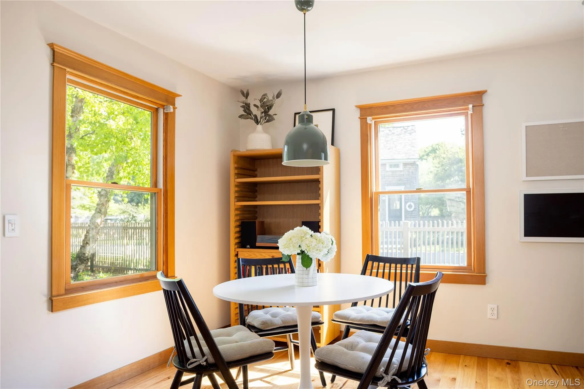 302 Monsell Place, Southold, NY, 3 Bedrooms Bedrooms, 6 Rooms Rooms,2 BathroomsBathrooms,Residential,For Rent,Monsell,0,1005042 302 Monsell Place, Southold, NY, 3 Bedrooms Bedrooms, 6 Rooms Rooms,2 BathroomsBathrooms,Residential,For Rent,Monsell,0,1005042