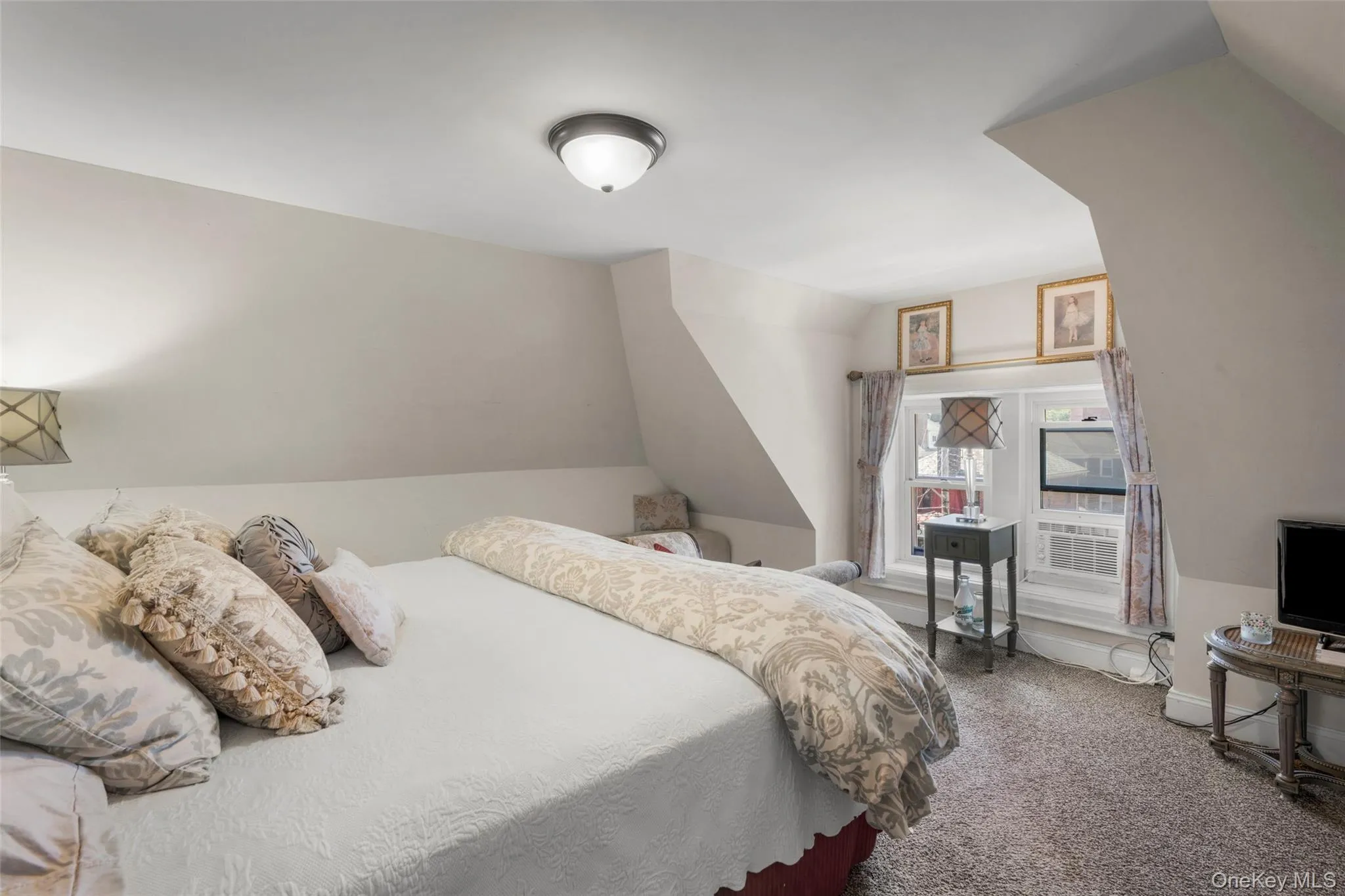 Bedroom 5 Bedroom 5