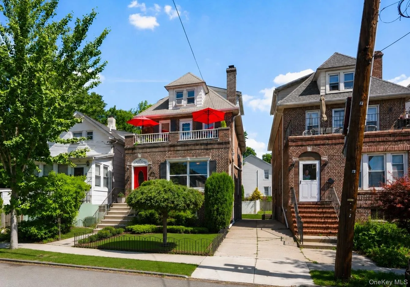 15 235th Street, New York, NY, 5 Bedrooms Bedrooms, 9 Rooms Rooms,2 BathroomsBathrooms,Residential,For Rent,235th,0,1005046 15 235th Street, New York, NY, 5 Bedrooms Bedrooms, 9 Rooms Rooms,2 BathroomsBathrooms,Residential,For Rent,235th,0,1005046