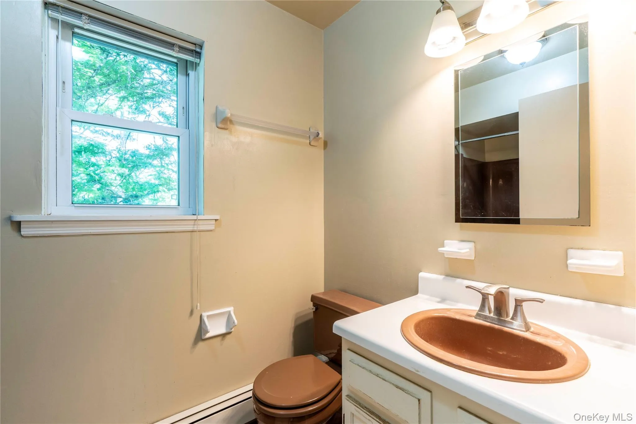 2nd Floor Full Bathroom with Tub/Shower, Tile & Vanity 2nd Floor Full Bathroom with Tub/Shower, Tile & Vanity
