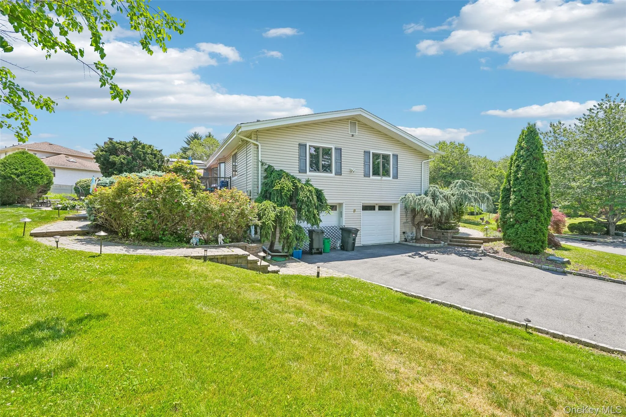 19 Cranford Road, Clarkstown, NY, 3 Bedrooms Bedrooms, 10 Rooms Rooms,4 BathroomsBathrooms,Residential,For Rent,Cranford,0,1005052 19 Cranford Road, Clarkstown, NY, 3 Bedrooms Bedrooms, 10 Rooms Rooms,4 BathroomsBathrooms,Residential,For Rent,Cranford,0,1005052