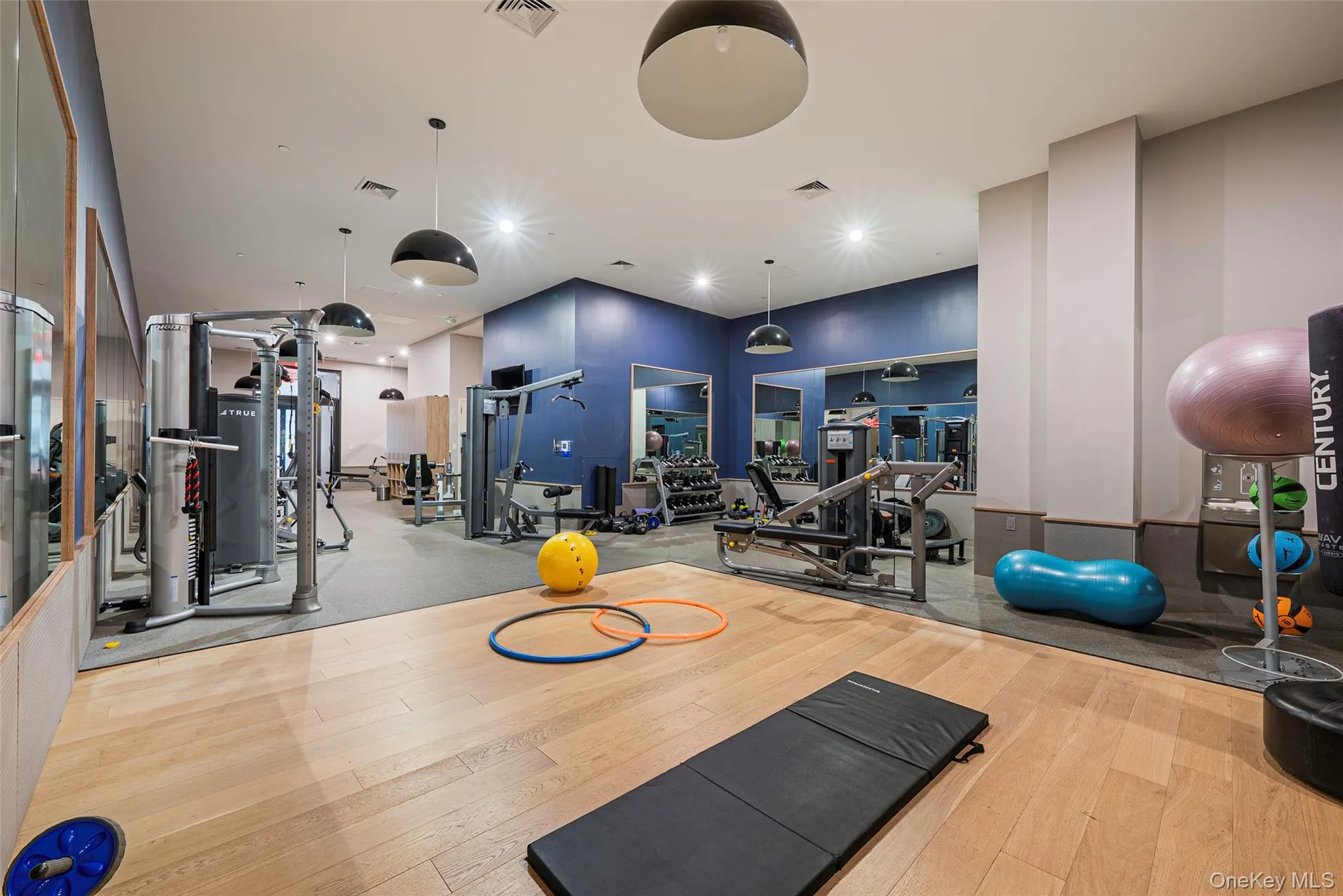 133 Beach Street, New York, NY, 2 Bedrooms Bedrooms, 6 Rooms Rooms,2 BathroomsBathrooms,Residential,For Rent,Beach,0,1005054 133 Beach Street, New York, NY, 2 Bedrooms Bedrooms, 6 Rooms Rooms,2 BathroomsBathrooms,Residential,For Rent,Beach,0,1005054