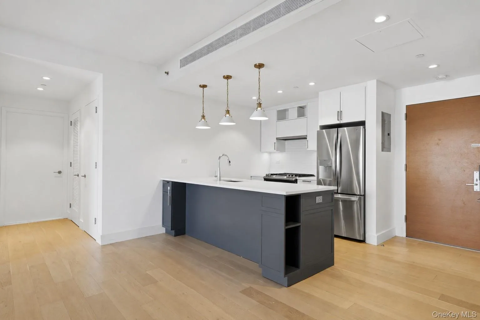 133 Beach Street, New York, NY, 2 Bedrooms Bedrooms, 6 Rooms Rooms,2 BathroomsBathrooms,Residential,For Rent,Beach,0,1005054 133 Beach Street, New York, NY, 2 Bedrooms Bedrooms, 6 Rooms Rooms,2 BathroomsBathrooms,Residential,For Rent,Beach,0,1005054