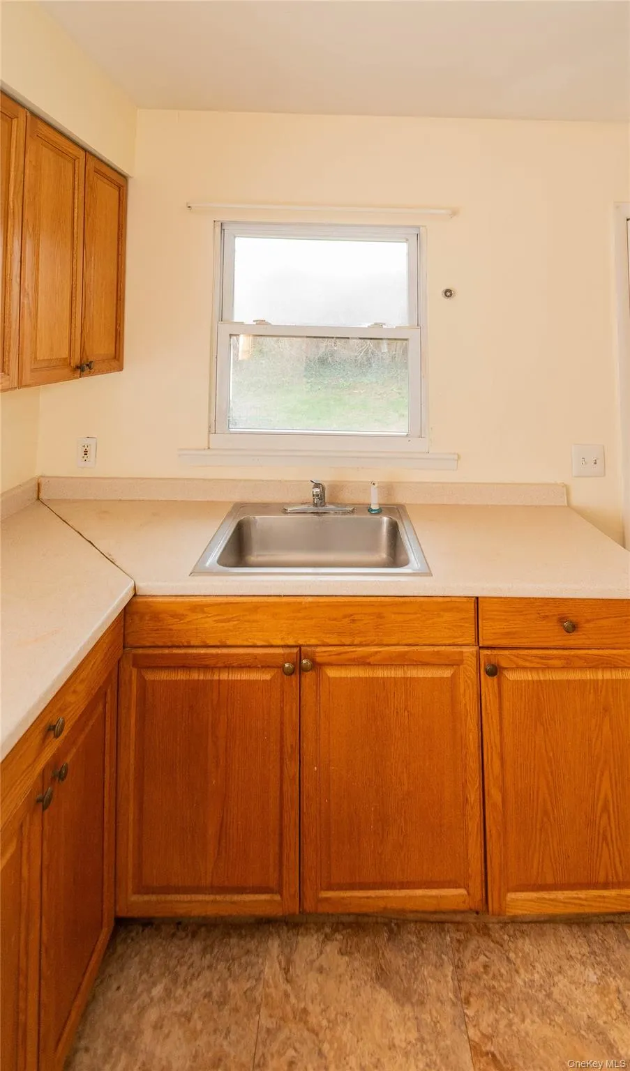 43 Lafayette Drive, New Windsor, NY, 2 Bedrooms Bedrooms, 5 Rooms Rooms,1 BathroomBathrooms,Residential,For Rent,Lafayette,0,1005062 43 Lafayette Drive, New Windsor, NY, 2 Bedrooms Bedrooms, 5 Rooms Rooms,1 BathroomBathrooms,Residential,For Rent,Lafayette,0,1005062