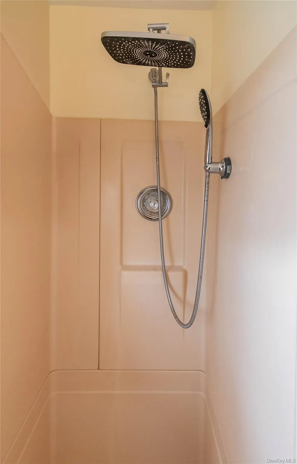 43 Lafayette Drive, New Windsor, NY, 2 Bedrooms Bedrooms, 5 Rooms Rooms,1 BathroomBathrooms,Residential,For Rent,Lafayette,0,1005062 43 Lafayette Drive, New Windsor, NY, 2 Bedrooms Bedrooms, 5 Rooms Rooms,1 BathroomBathrooms,Residential,For Rent,Lafayette,0,1005062