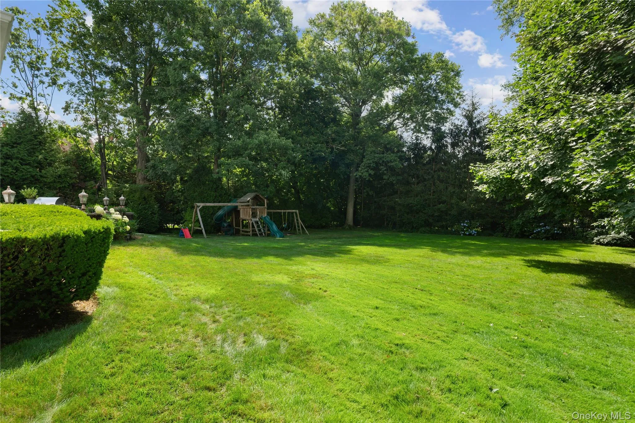 27 Bradford Road, Scarsdale, NY, 5 Bedrooms Bedrooms, 11 Rooms Rooms,3 BathroomsBathrooms,Residential,For Rent,Bradford,0,1005063 27 Bradford Road, Scarsdale, NY, 5 Bedrooms Bedrooms, 11 Rooms Rooms,3 BathroomsBathrooms,Residential,For Rent,Bradford,0,1005063