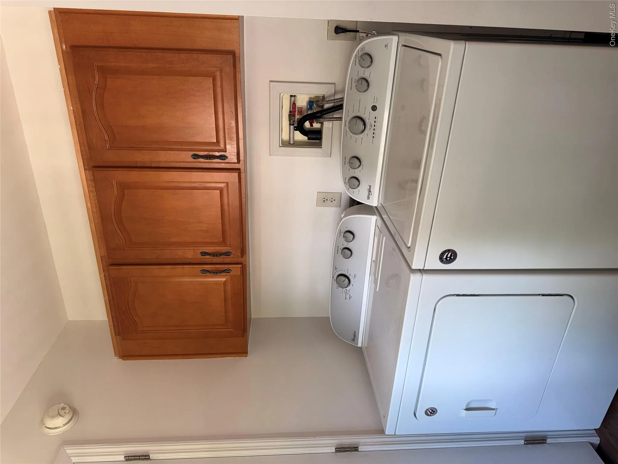 1661 Old Country Road, Riverhead, NY, 2 Bedrooms Bedrooms, 8 Rooms Rooms,2 BathroomsBathrooms,Residential,For Rent,Old Country,0,1005065 1661 Old Country Road, Riverhead, NY, 2 Bedrooms Bedrooms, 8 Rooms Rooms,2 BathroomsBathrooms,Residential,For Rent,Old Country,0,1005065