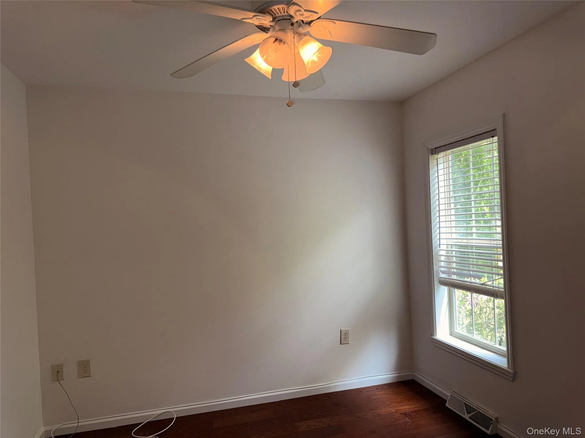 1661 Old Country Road, Riverhead, NY, 2 Bedrooms Bedrooms, 8 Rooms Rooms,2 BathroomsBathrooms,Residential,For Rent,Old Country,0,1005065 1661 Old Country Road, Riverhead, NY, 2 Bedrooms Bedrooms, 8 Rooms Rooms,2 BathroomsBathrooms,Residential,For Rent,Old Country,0,1005065