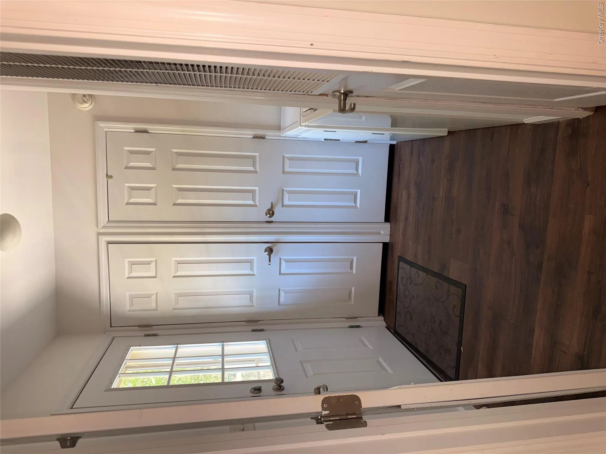 1661 Old Country Road, Riverhead, NY, 2 Bedrooms Bedrooms, 8 Rooms Rooms,2 BathroomsBathrooms,Residential,For Rent,Old Country,0,1005065 1661 Old Country Road, Riverhead, NY, 2 Bedrooms Bedrooms, 8 Rooms Rooms,2 BathroomsBathrooms,Residential,For Rent,Old Country,0,1005065