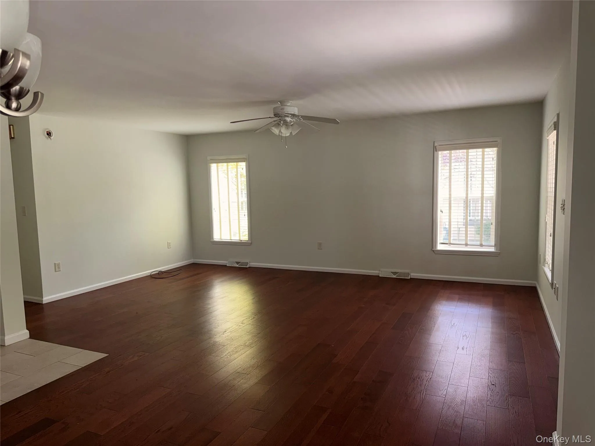 1661 Old Country Road, Riverhead, NY, 2 Bedrooms Bedrooms, 8 Rooms Rooms,2 BathroomsBathrooms,Residential,For Rent,Old Country,0,1005065 1661 Old Country Road, Riverhead, NY, 2 Bedrooms Bedrooms, 8 Rooms Rooms,2 BathroomsBathrooms,Residential,For Rent,Old Country,0,1005065