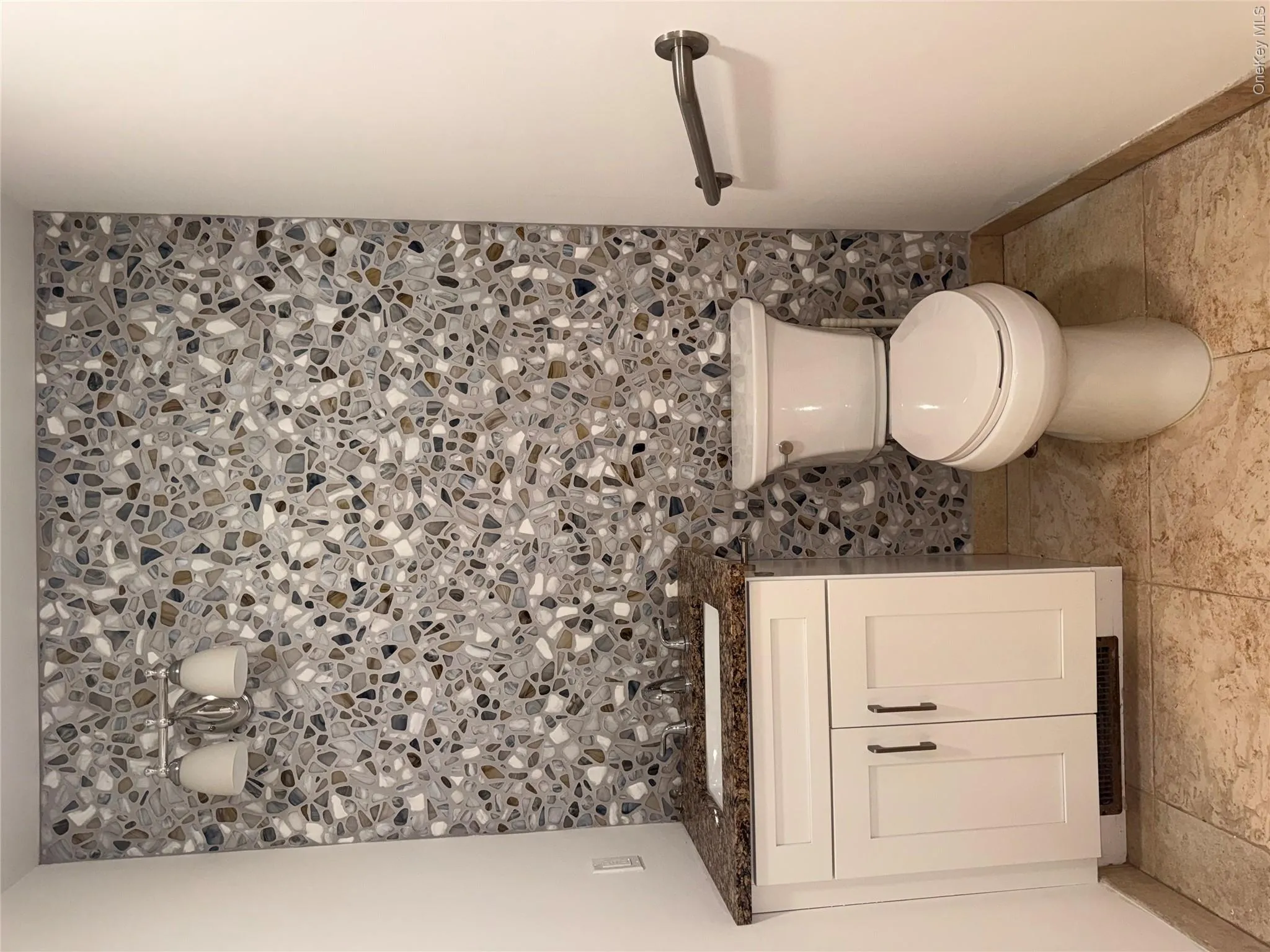 1661 Old Country Road, Riverhead, NY, 2 Bedrooms Bedrooms, 8 Rooms Rooms,2 BathroomsBathrooms,Residential,For Rent,Old Country,0,1005065 1661 Old Country Road, Riverhead, NY, 2 Bedrooms Bedrooms, 8 Rooms Rooms,2 BathroomsBathrooms,Residential,For Rent,Old Country,0,1005065