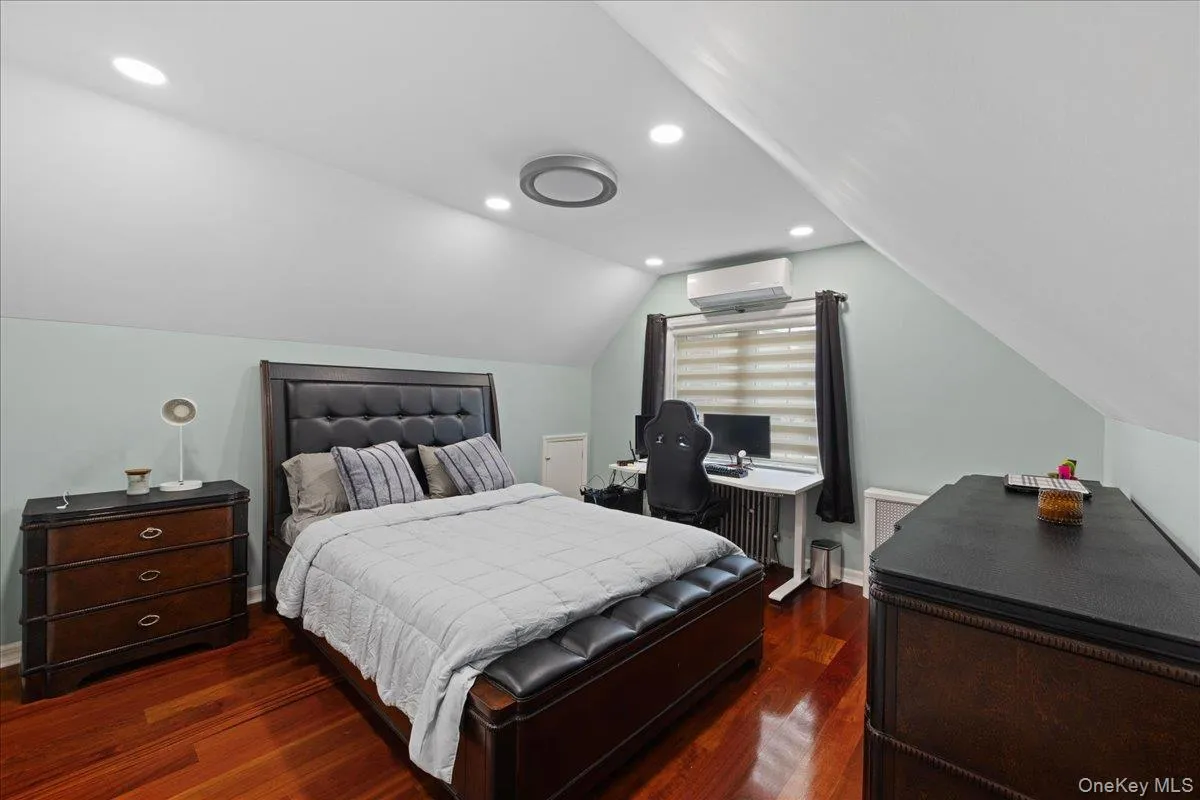 98 Sussex Road, Hempstead, NY, 4 Bedrooms Bedrooms, 6 Rooms Rooms,2 BathroomsBathrooms,Residential,For Rent,Sussex,0,1005068 98 Sussex Road, Hempstead, NY, 4 Bedrooms Bedrooms, 6 Rooms Rooms,2 BathroomsBathrooms,Residential,For Rent,Sussex,0,1005068