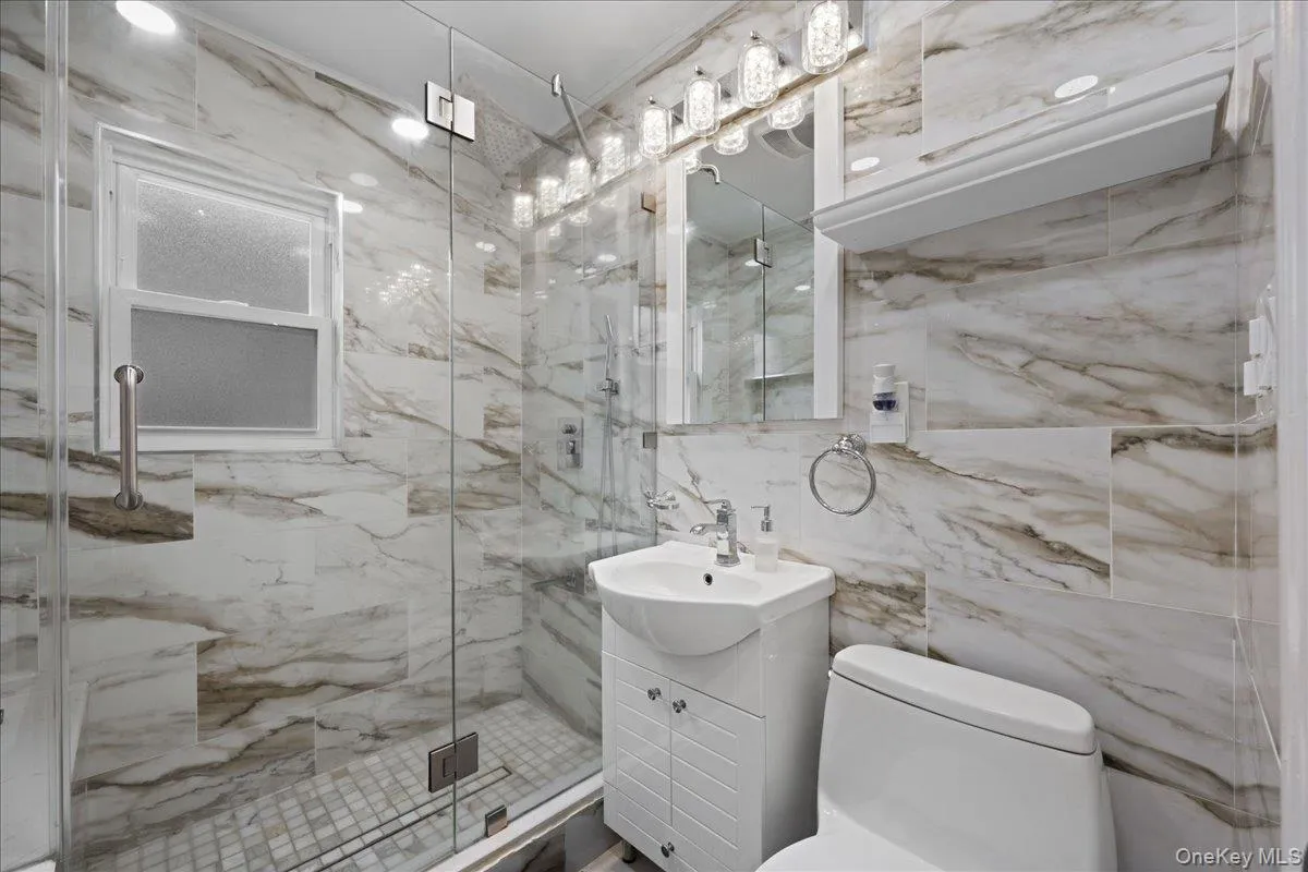 98 Sussex Road, Hempstead, NY, 4 Bedrooms Bedrooms, 6 Rooms Rooms,2 BathroomsBathrooms,Residential,For Rent,Sussex,0,1005068 98 Sussex Road, Hempstead, NY, 4 Bedrooms Bedrooms, 6 Rooms Rooms,2 BathroomsBathrooms,Residential,For Rent,Sussex,0,1005068
