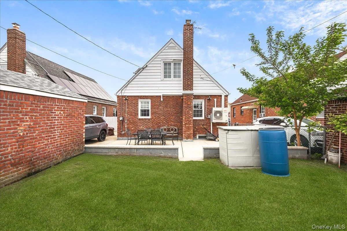 98 Sussex Road, Hempstead, NY, 4 Bedrooms Bedrooms, 6 Rooms Rooms,2 BathroomsBathrooms,Residential,For Rent,Sussex,0,1005068 98 Sussex Road, Hempstead, NY, 4 Bedrooms Bedrooms, 6 Rooms Rooms,2 BathroomsBathrooms,Residential,For Rent,Sussex,0,1005068