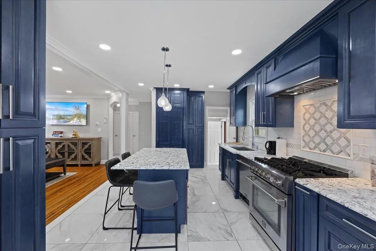 98 Sussex Road, Hempstead, NY, 4 Bedrooms Bedrooms, 6 Rooms Rooms,2 BathroomsBathrooms,Residential,For Rent,Sussex,0,1005068 98 Sussex Road, Hempstead, NY, 4 Bedrooms Bedrooms, 6 Rooms Rooms,2 BathroomsBathrooms,Residential,For Rent,Sussex,0,1005068