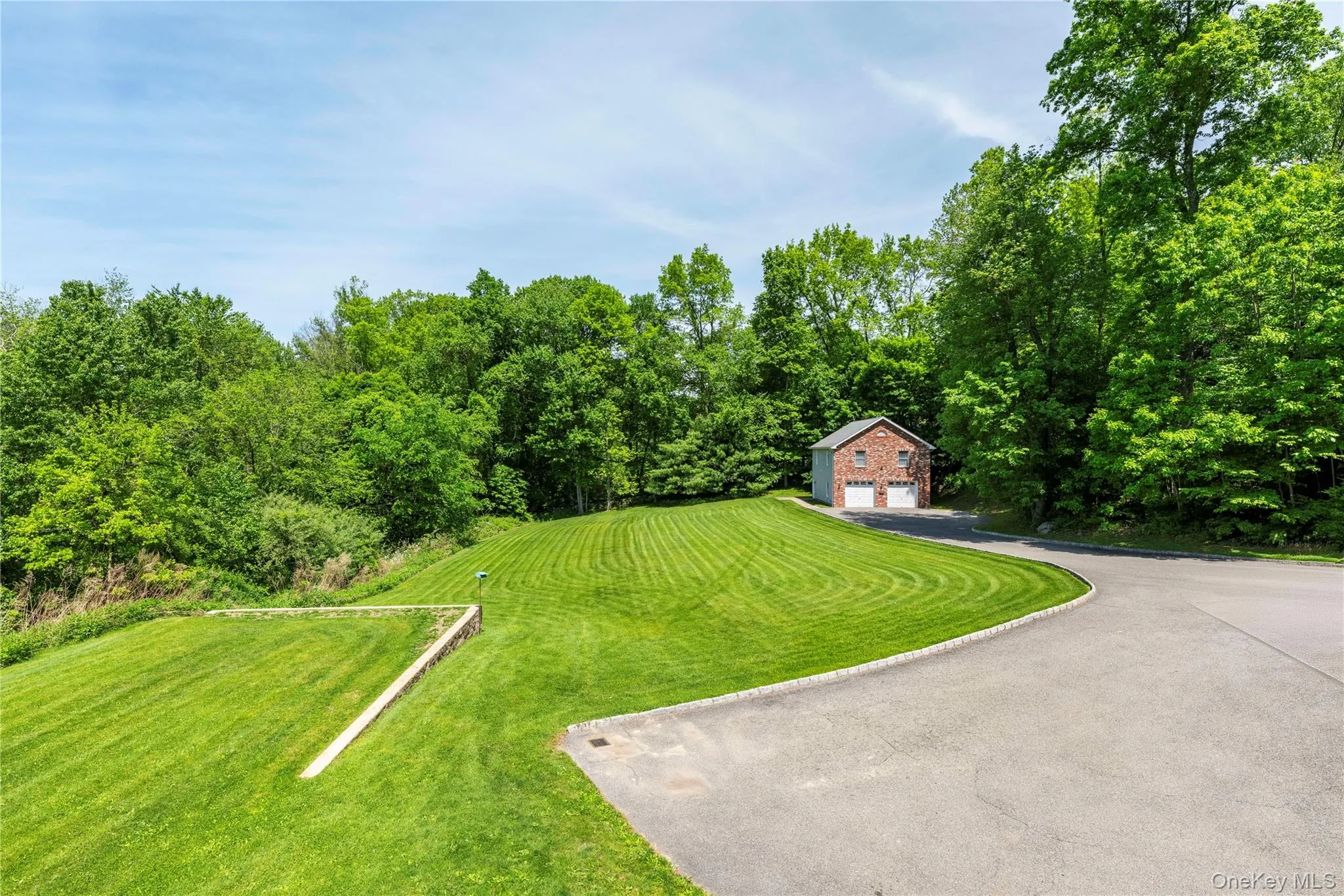 82 Anton Drive, Carmel, NY, 6 Bedrooms Bedrooms, 17 Rooms Rooms,4 BathroomsBathrooms,Residential,For Rent,Anton,0,1005072 82 Anton Drive, Carmel, NY, 6 Bedrooms Bedrooms, 17 Rooms Rooms,4 BathroomsBathrooms,Residential,For Rent,Anton,0,1005072
