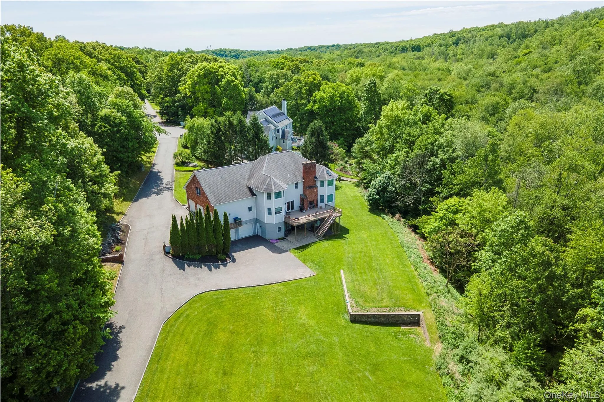 82 Anton Drive, Carmel, NY, 6 Bedrooms Bedrooms, 17 Rooms Rooms,4 BathroomsBathrooms,Residential,For Rent,Anton,0,1005072 82 Anton Drive, Carmel, NY, 6 Bedrooms Bedrooms, 17 Rooms Rooms,4 BathroomsBathrooms,Residential,For Rent,Anton,0,1005072