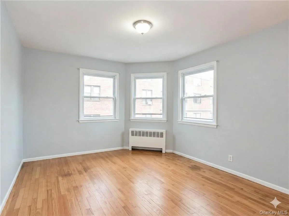 15 Quinby Avenue, White Plains, NY, 1 Bedroom Bedrooms, 3 Rooms Rooms,1 BathroomBathrooms,Residential Lease,For Rent,Quinby,0,1005075 15 Quinby Avenue, White Plains, NY, 1 Bedroom Bedrooms, 3 Rooms Rooms,1 BathroomBathrooms,Residential Lease,For Rent,Quinby,0,1005075