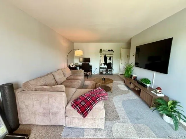 1 Lakeview Drive, Peekskill, NY, 1 Bedroom Bedrooms, 4 Rooms Rooms,1 BathroomBathrooms,Residential,For Rent,Lakeview,0,1005077 1 Lakeview Drive, Peekskill, NY, 1 Bedroom Bedrooms, 4 Rooms Rooms,1 BathroomBathrooms,Residential,For Rent,Lakeview,0,1005077