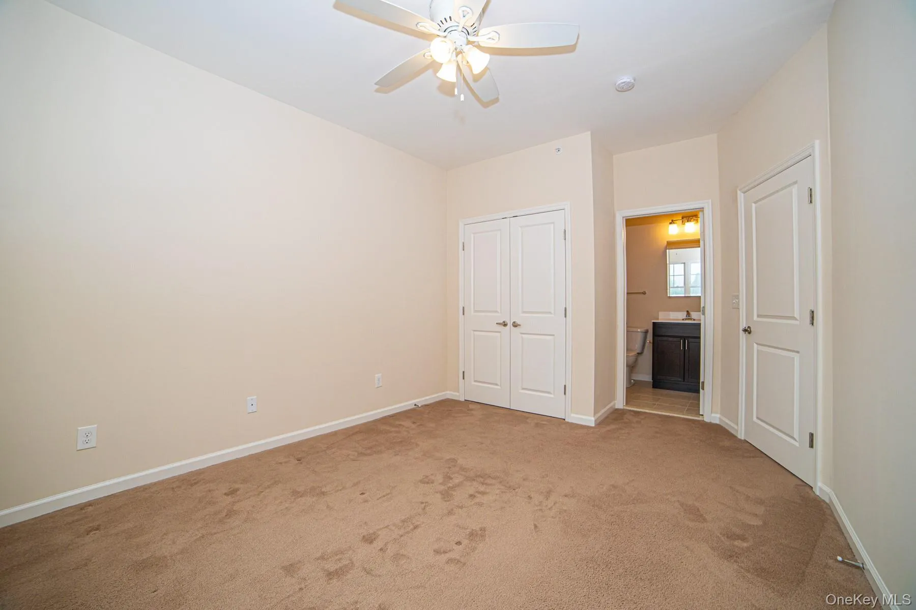 12 Sophia Court, Babylon, NY, 2 Bedrooms Bedrooms, 5 Rooms Rooms,2 BathroomsBathrooms,Residential Lease,For Rent,Sophia Court,0,1005079 12 Sophia Court, Babylon, NY, 2 Bedrooms Bedrooms, 5 Rooms Rooms,2 BathroomsBathrooms,Residential Lease,For Rent,Sophia Court,0,1005079