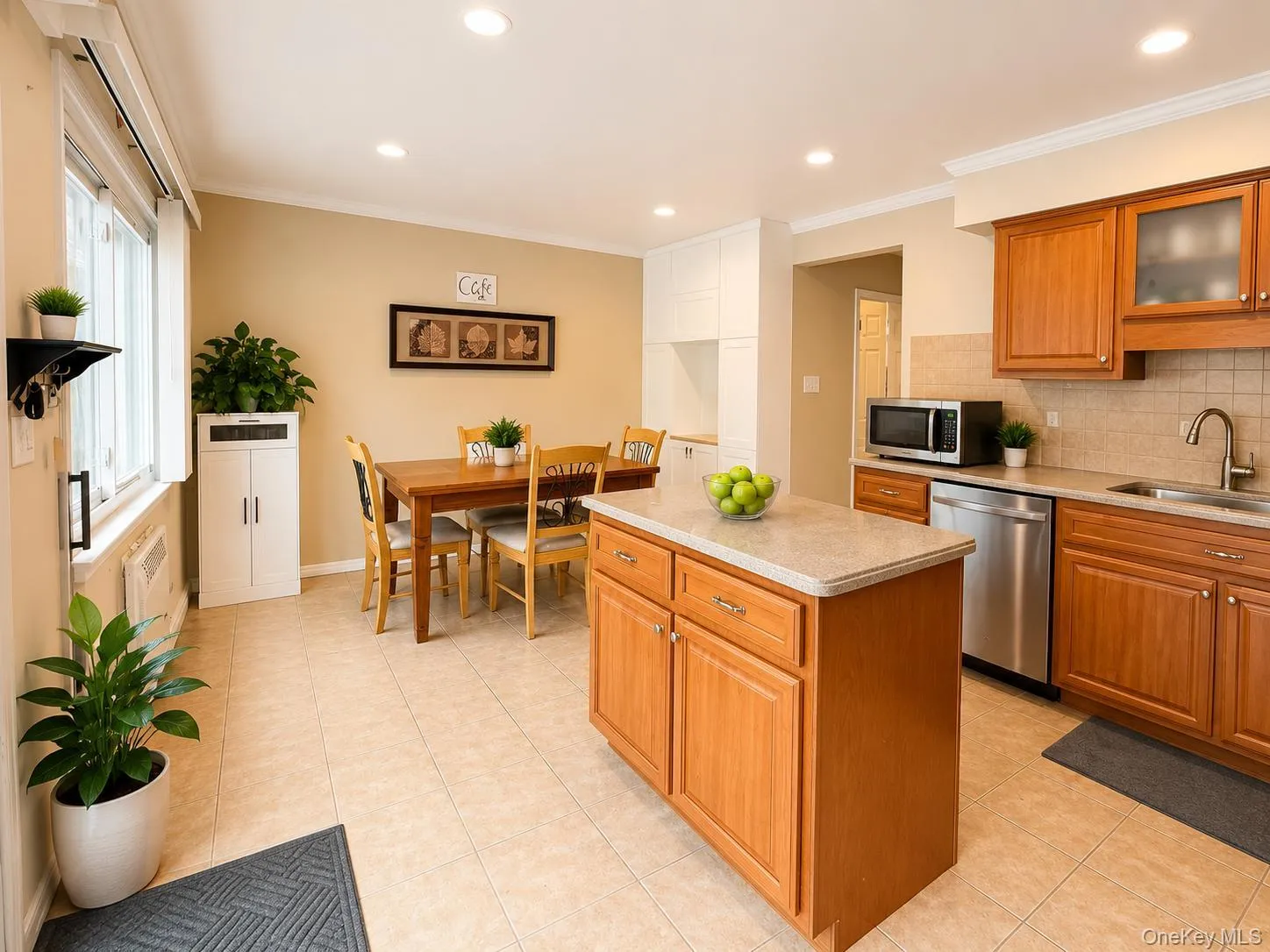 204 Old Country Road, Greenburgh, NY, 3 Bedrooms Bedrooms, 5 Rooms Rooms,1 BathroomBathrooms,Residential Lease,For Rent,Old Country,0,1005085 204 Old Country Road, Greenburgh, NY, 3 Bedrooms Bedrooms, 5 Rooms Rooms,1 BathroomBathrooms,Residential Lease,For Rent,Old Country,0,1005085