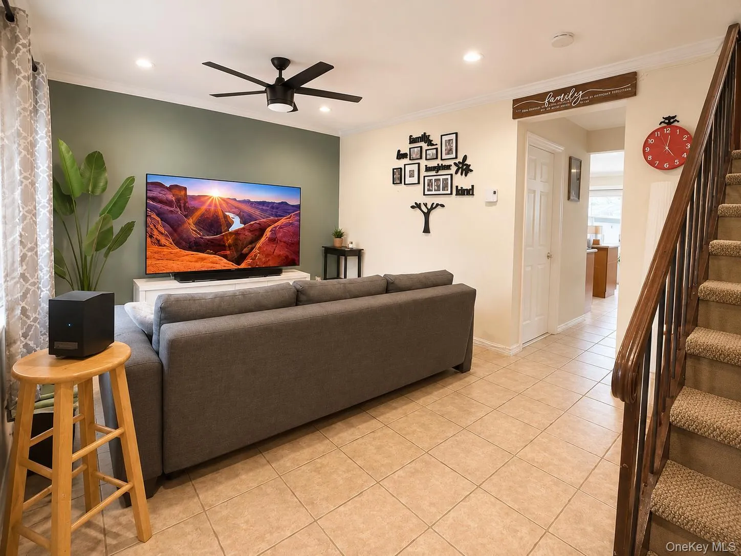 204 Old Country Road, Greenburgh, NY, 3 Bedrooms Bedrooms, 5 Rooms Rooms,1 BathroomBathrooms,Residential Lease,For Rent,Old Country,0,1005085 204 Old Country Road, Greenburgh, NY, 3 Bedrooms Bedrooms, 5 Rooms Rooms,1 BathroomBathrooms,Residential Lease,For Rent,Old Country,0,1005085
