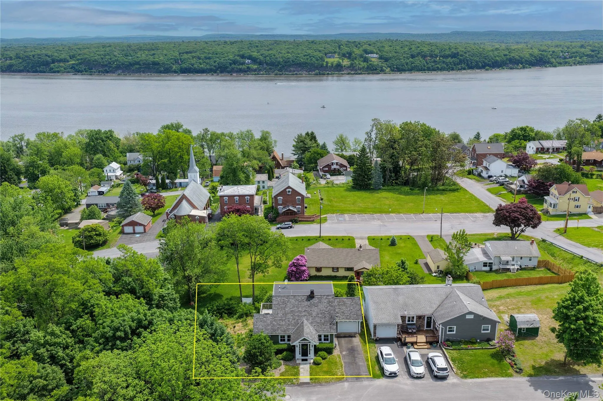 209 Sackett Street, Esopus, NY, 3 Bedrooms Bedrooms, 9 Rooms Rooms,3 BathroomsBathrooms,Residential,For Rent,Sackett,0,1005087 209 Sackett Street, Esopus, NY, 3 Bedrooms Bedrooms, 9 Rooms Rooms,3 BathroomsBathrooms,Residential,For Rent,Sackett,0,1005087